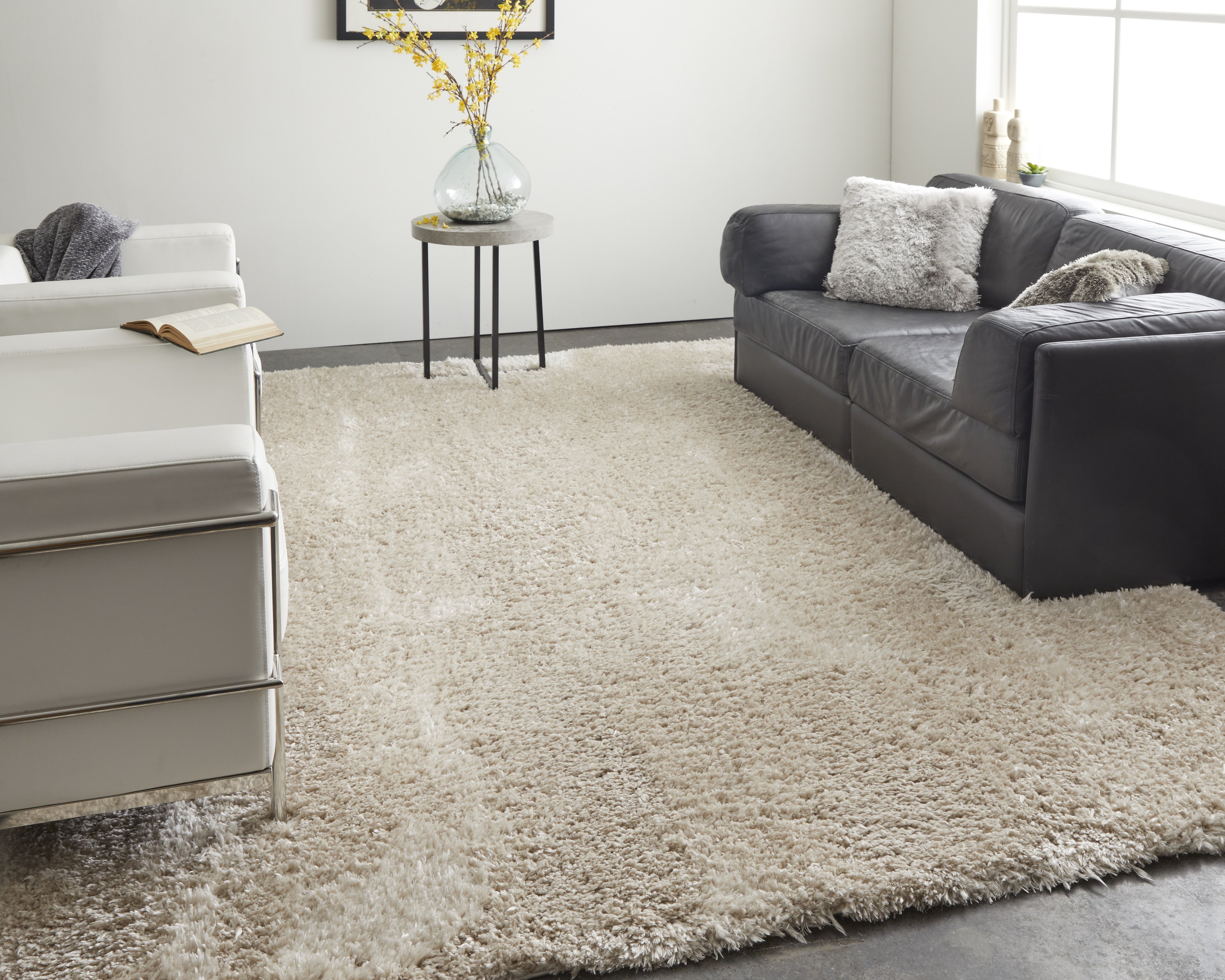Darian Modern Solid - Ivory Area Rug