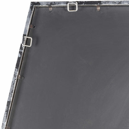 The Farnham Mirror