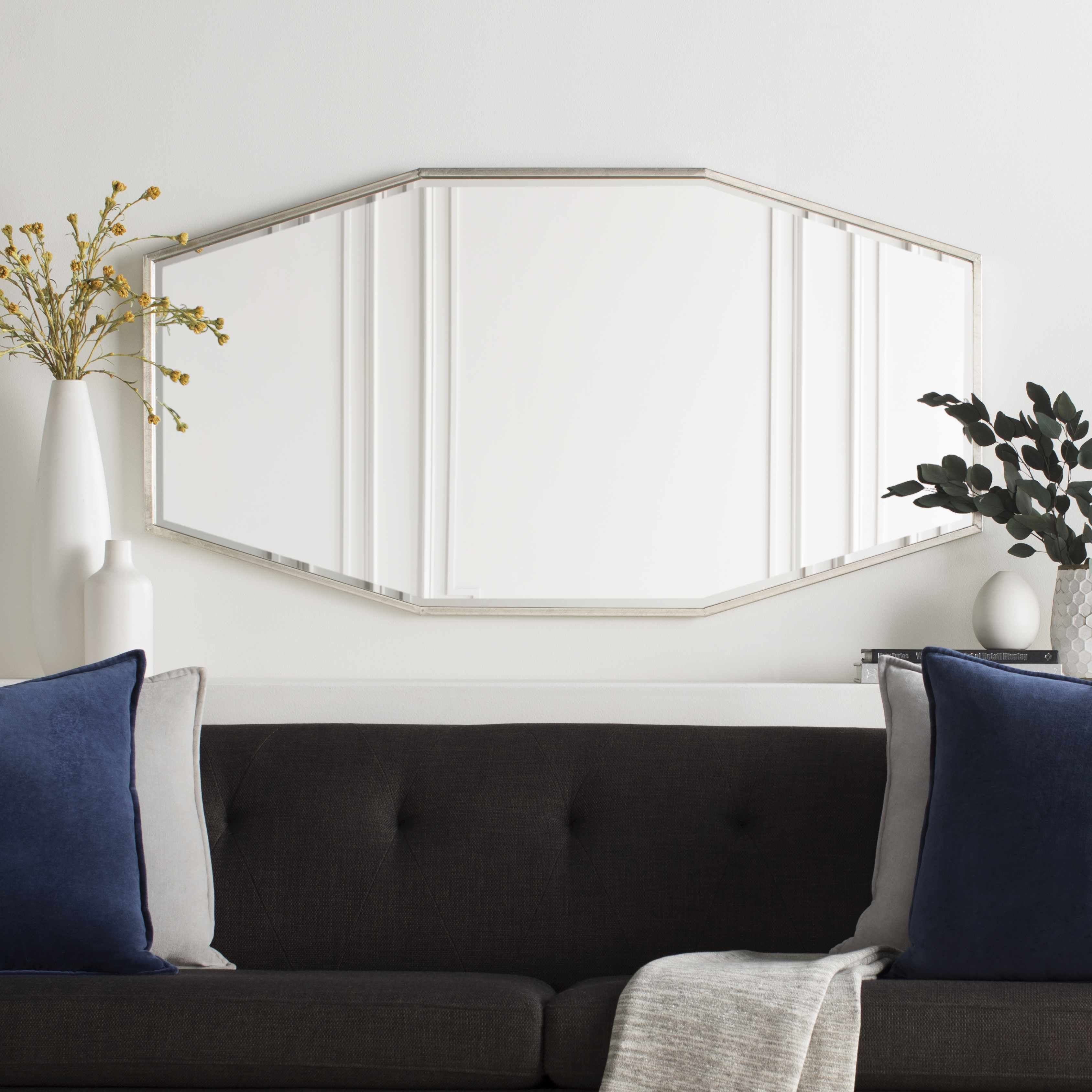 The Farnham Mirror