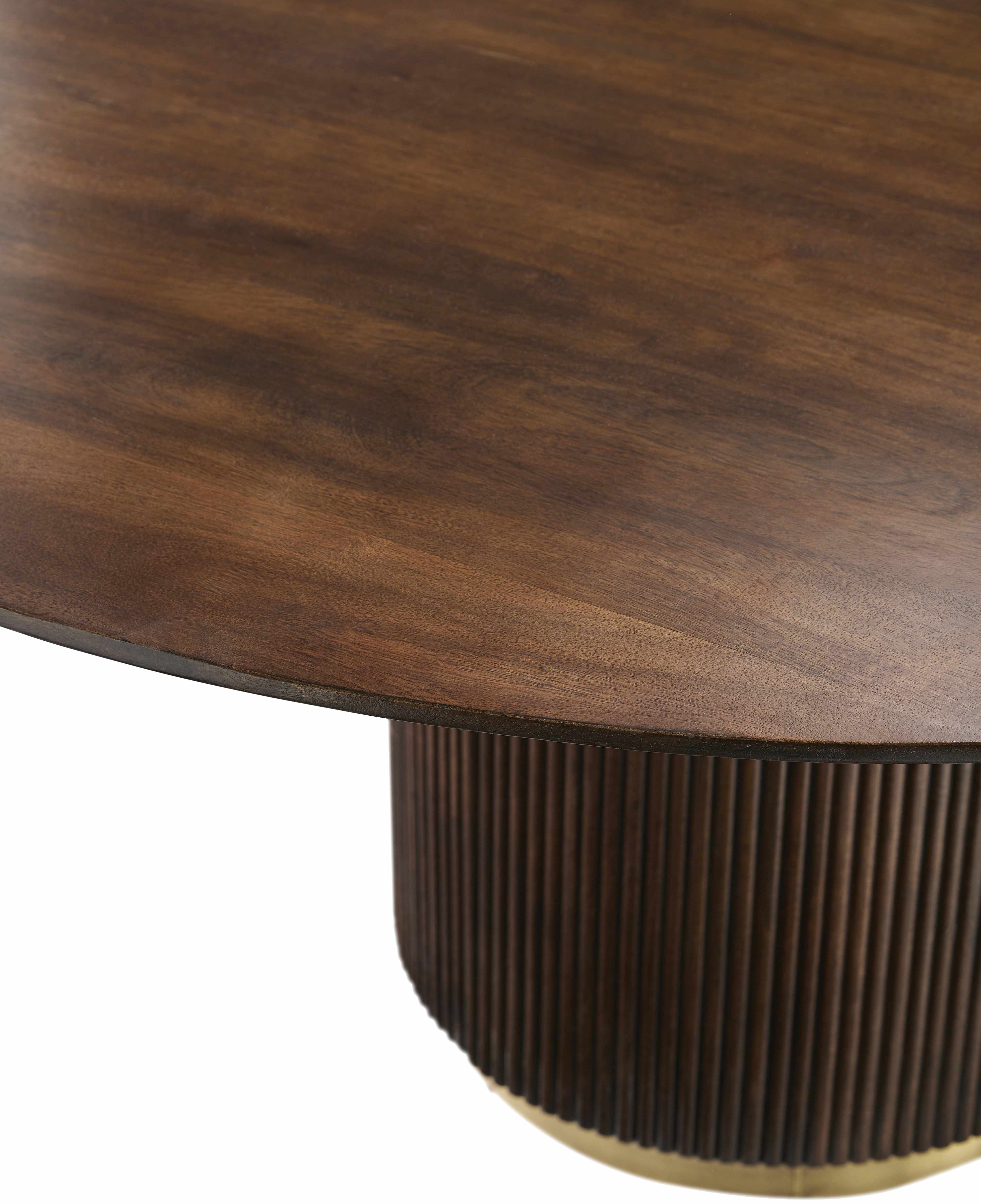 The Montresta Dining Table
