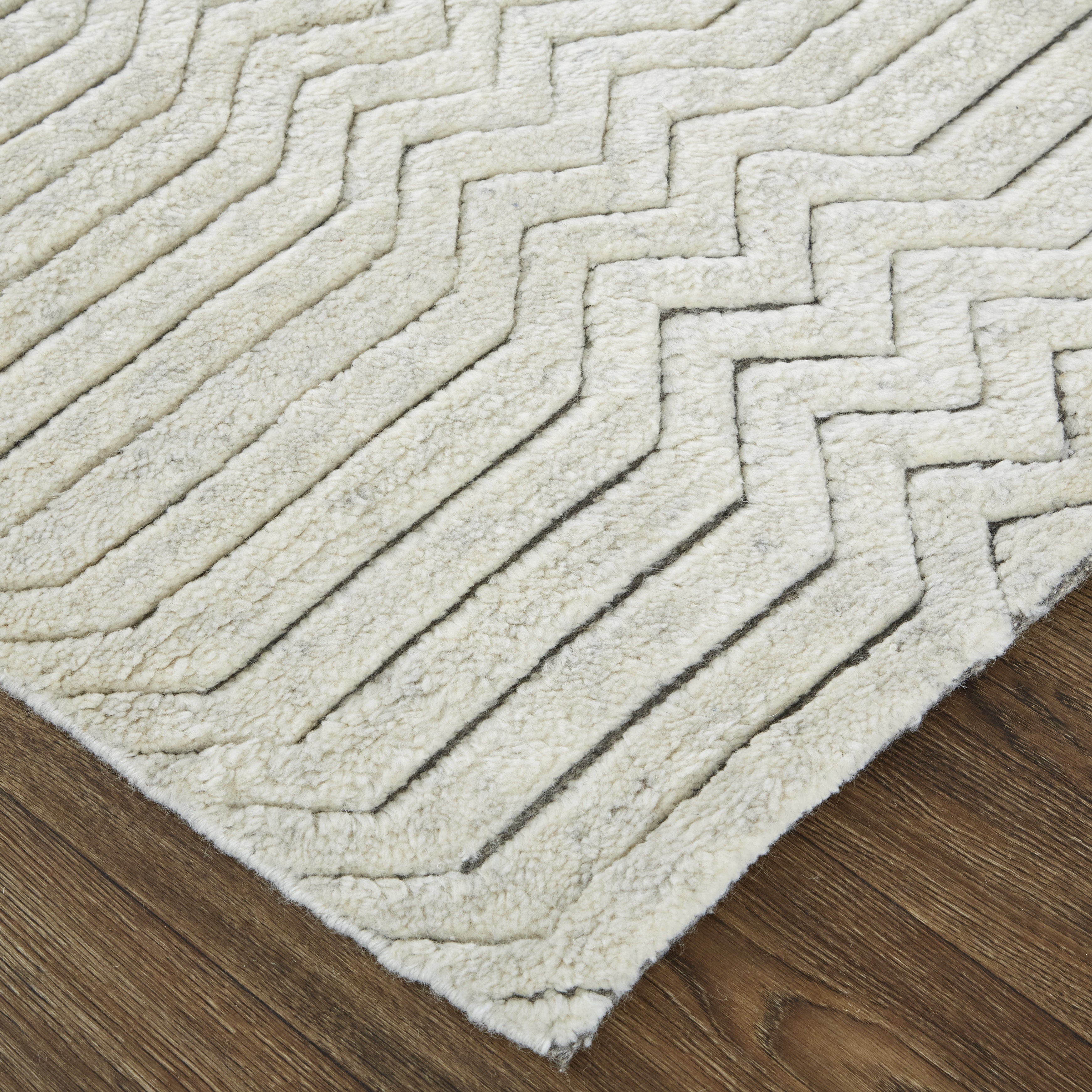 Matson Transitional Solid - Ivory Area Rug