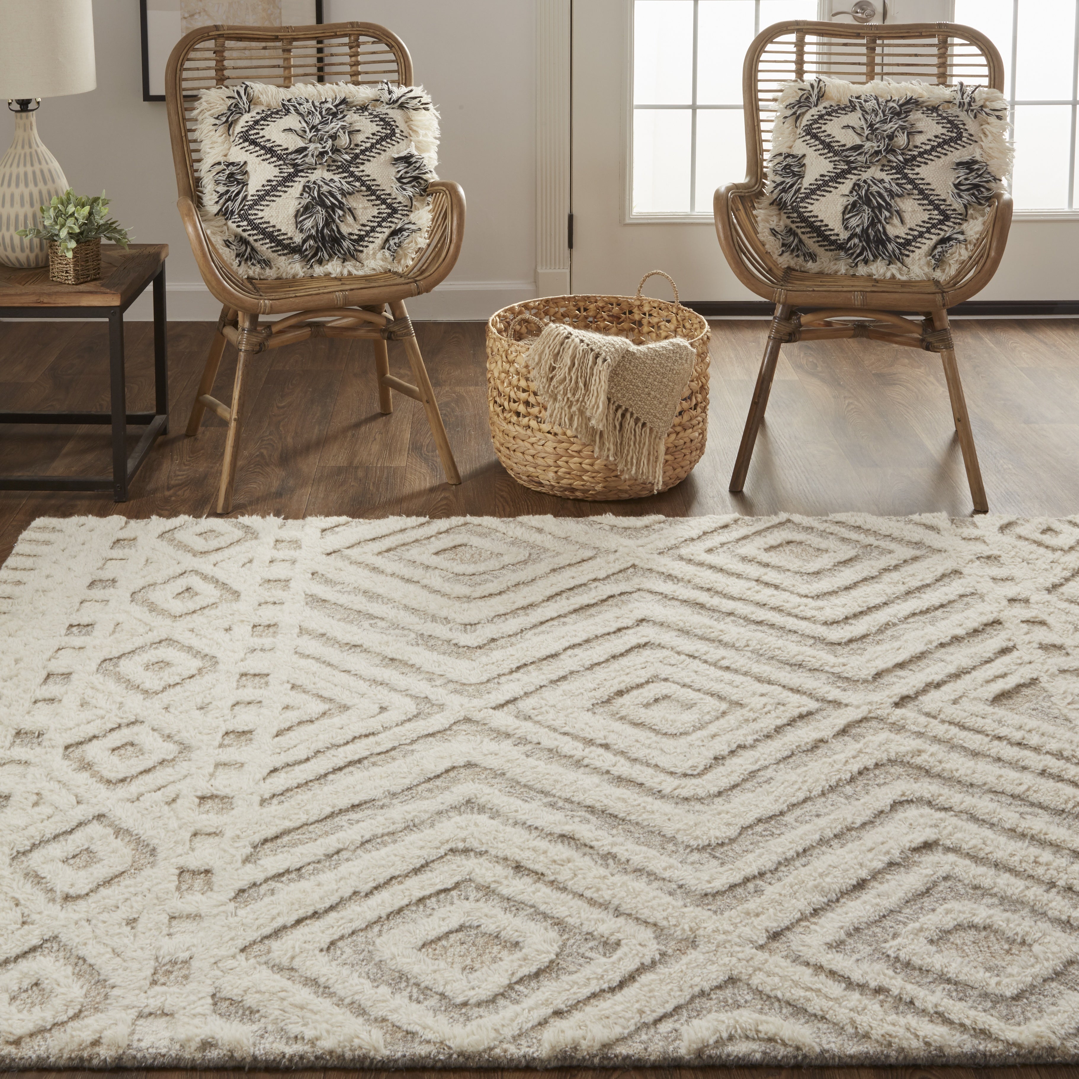 Anica Transitional Diamond - Ivory/Tan Area Rug