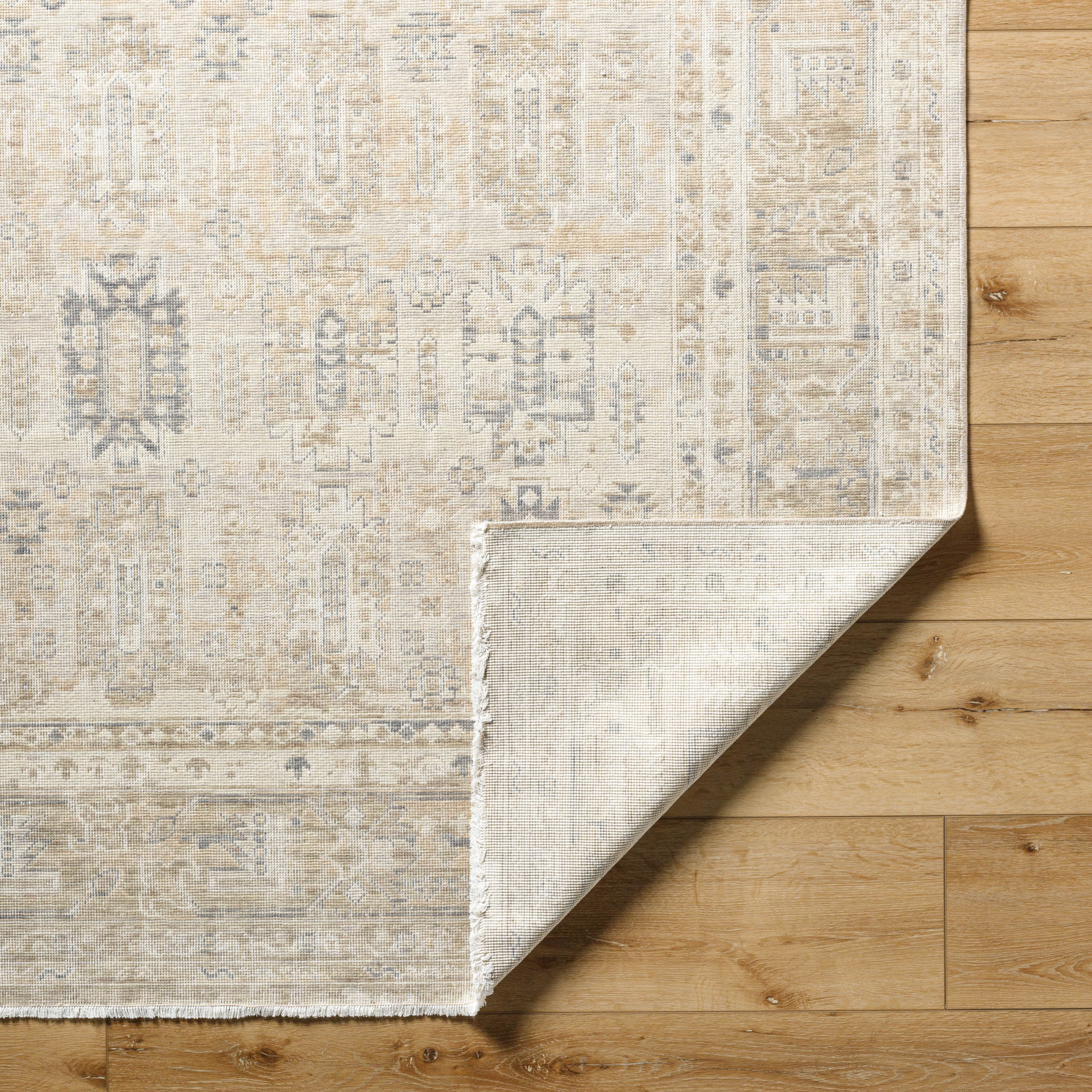 Graceful  Ivory Hand Crafted Wool Area Rug