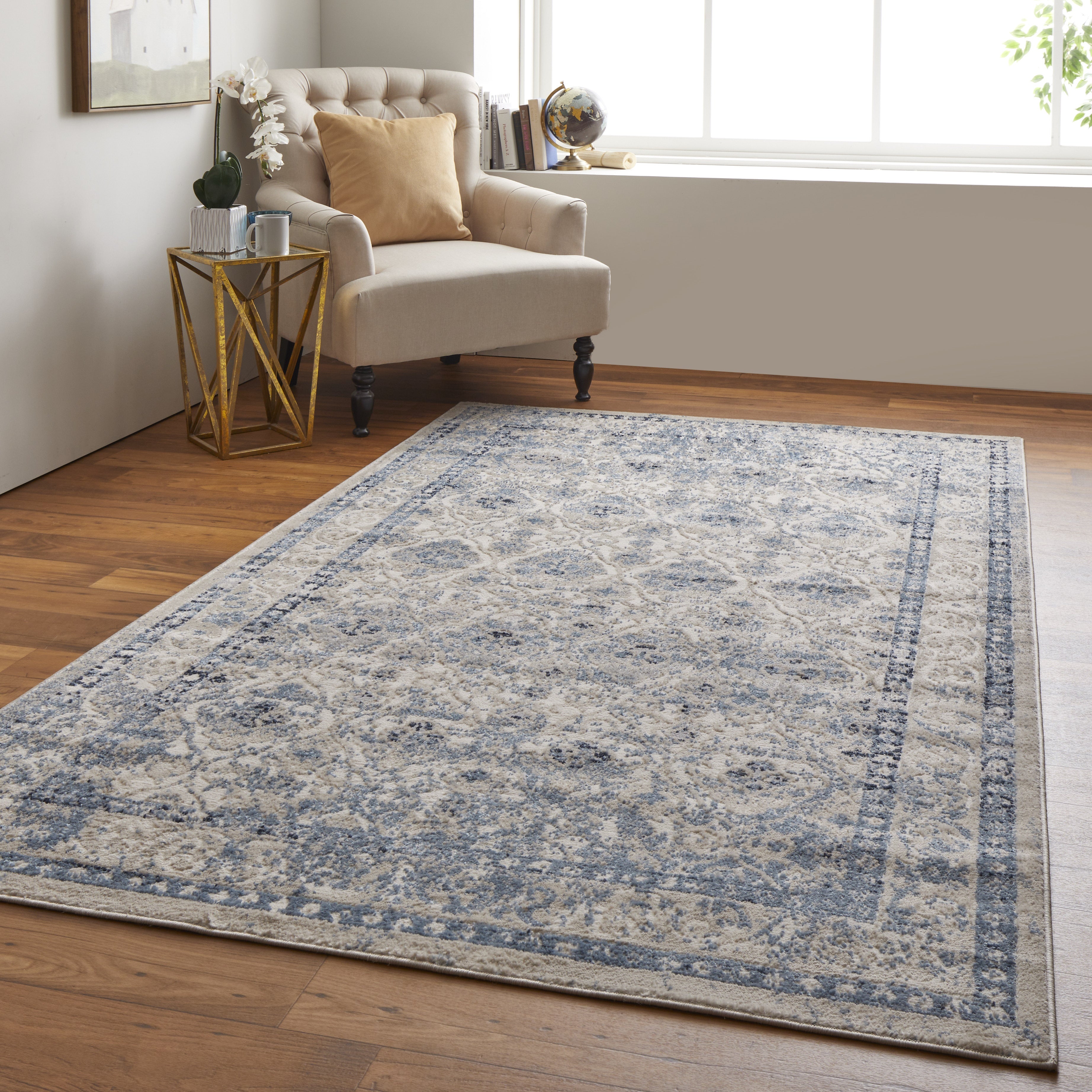 Camellia Transitional Diamond - Blue/Ivory
