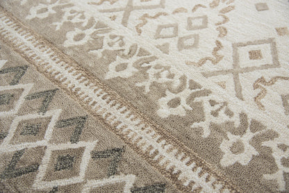 OU934A Area Rug