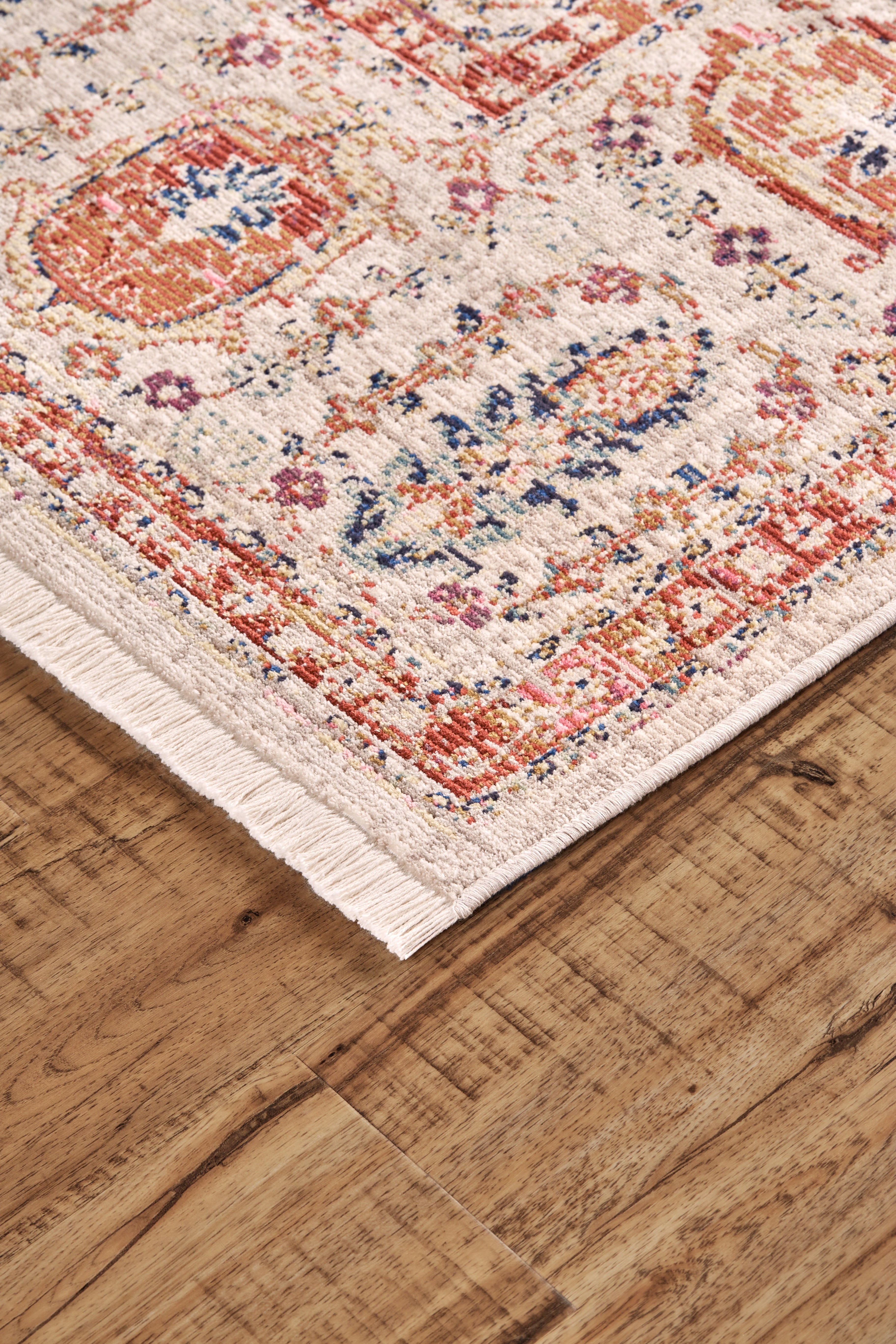 Torina Traditional Medallion - Ivory/Orange/Blue