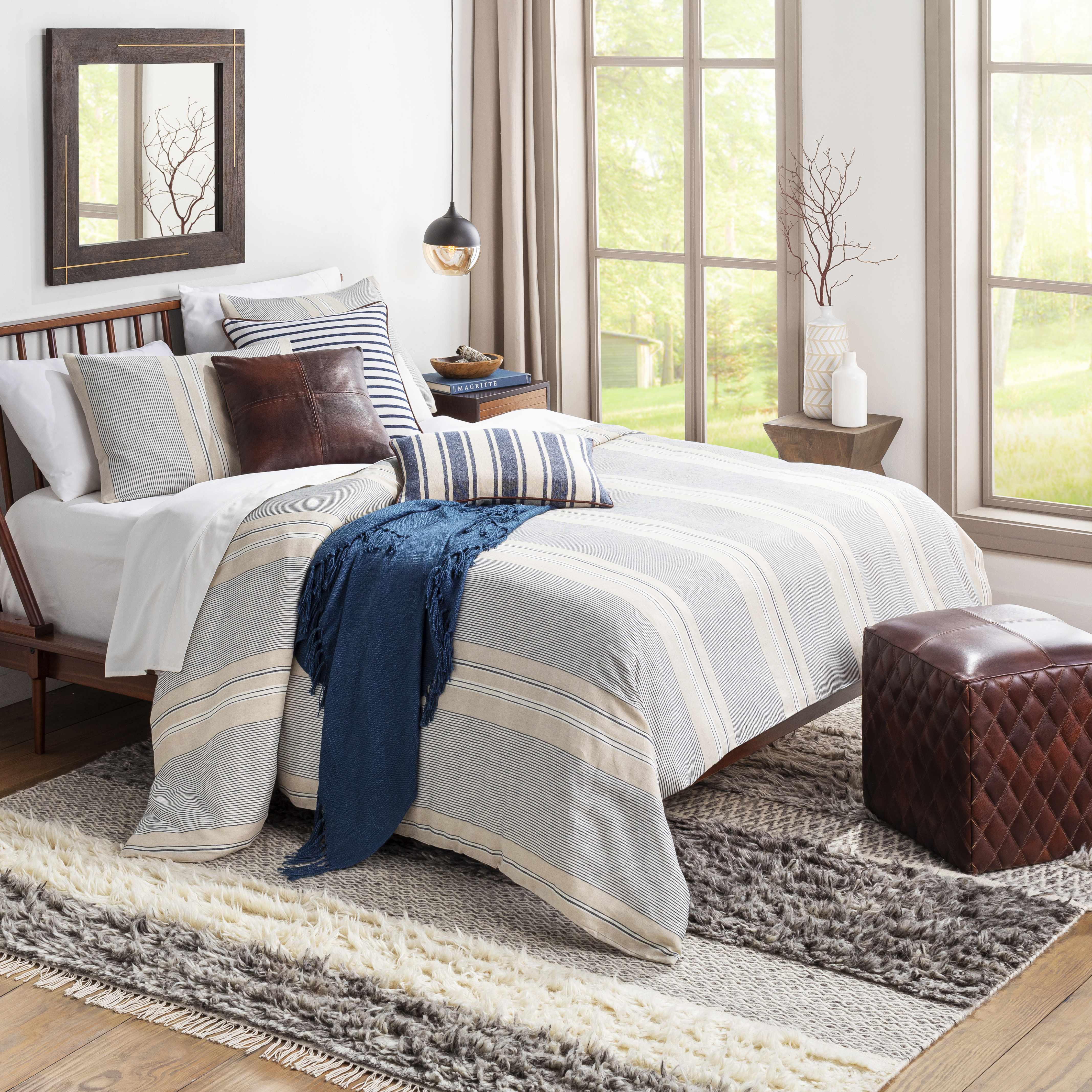 The Arabella Pouf