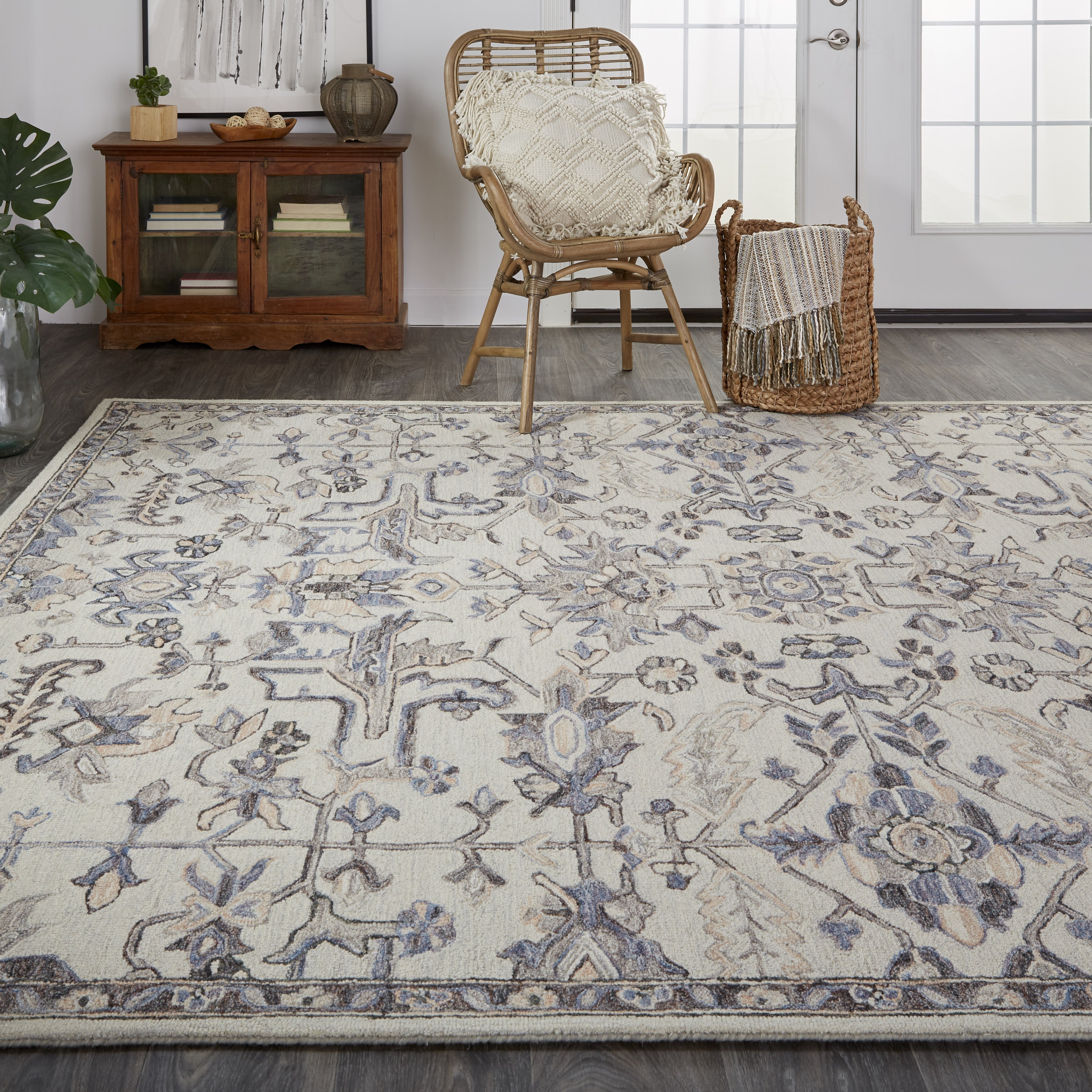 Fallon Traditional Oriental - Ivory/Gray Area Rug