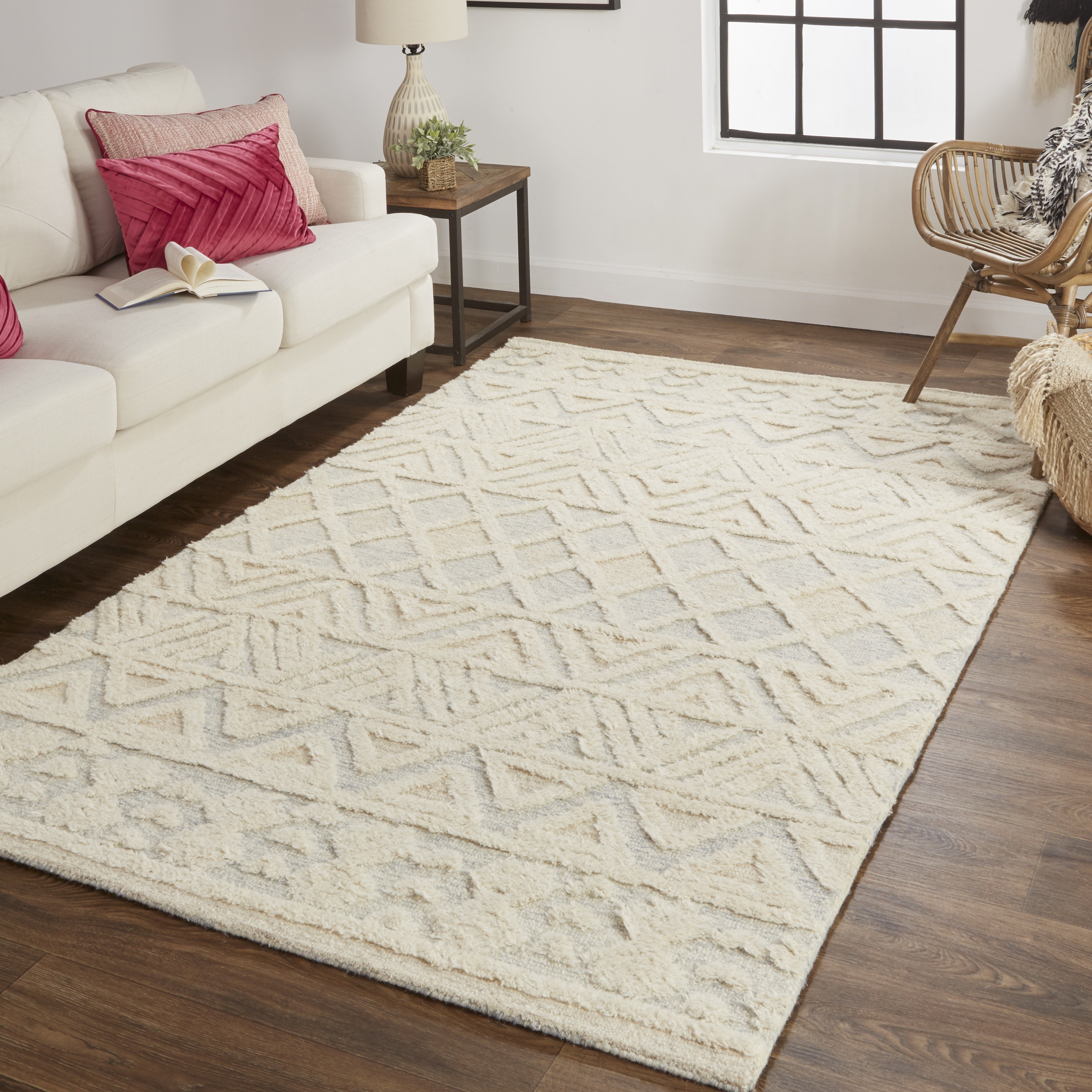 Anica Traditional Geometric - Ivory/Blue/Tan Area Rug