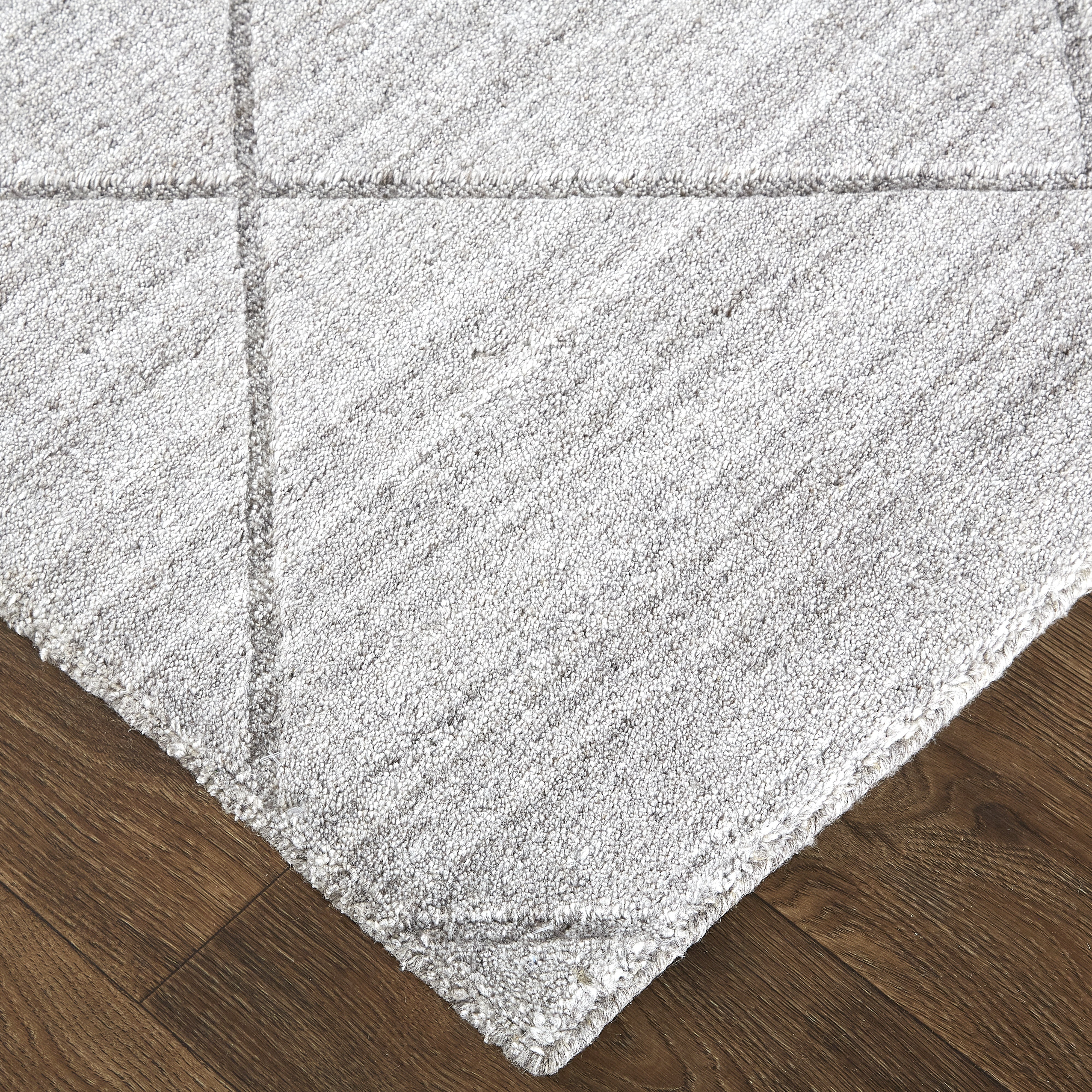 Redford Transitional Solid - Ivory/Silver Area Rug