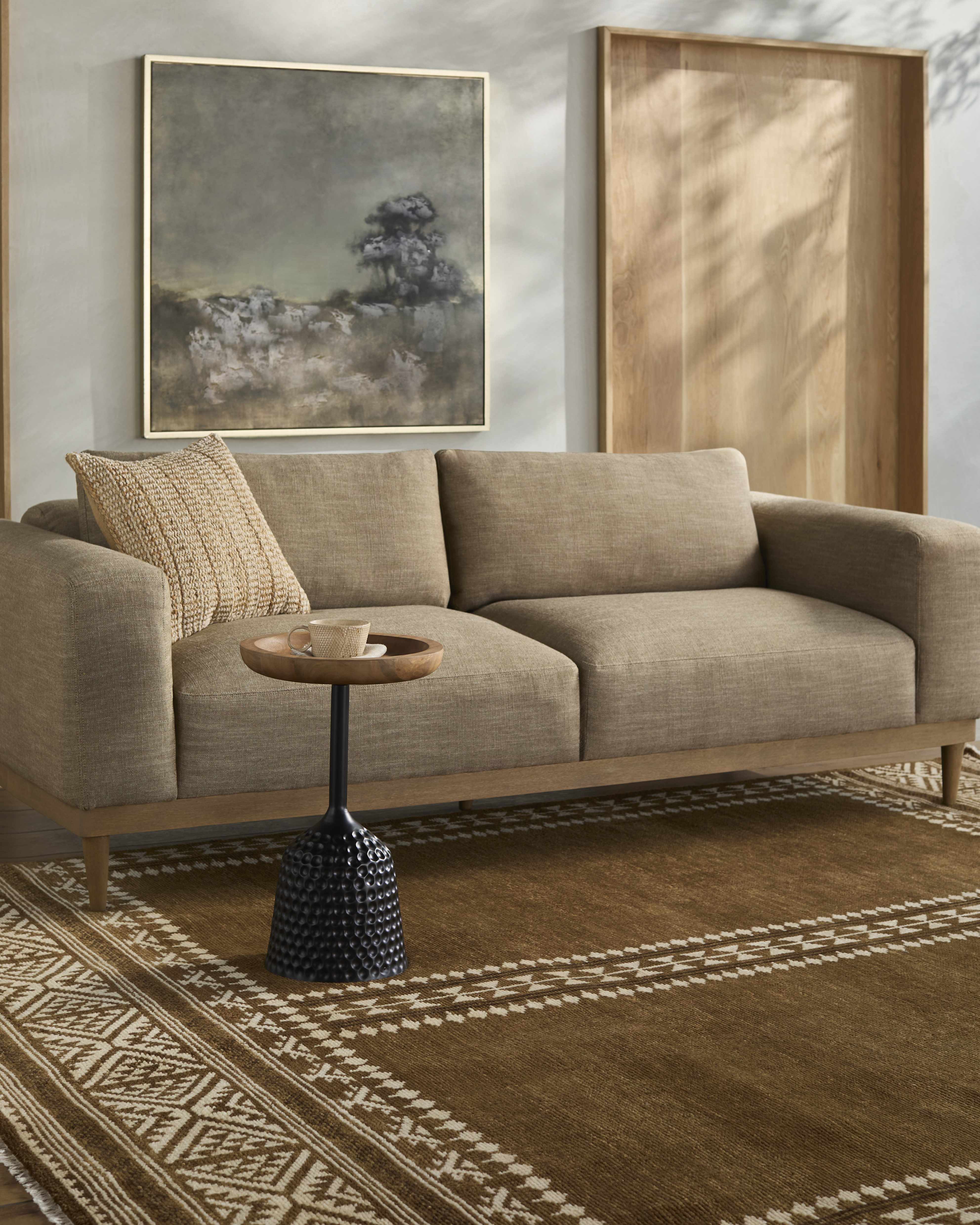 The Wentworth Decor Piece