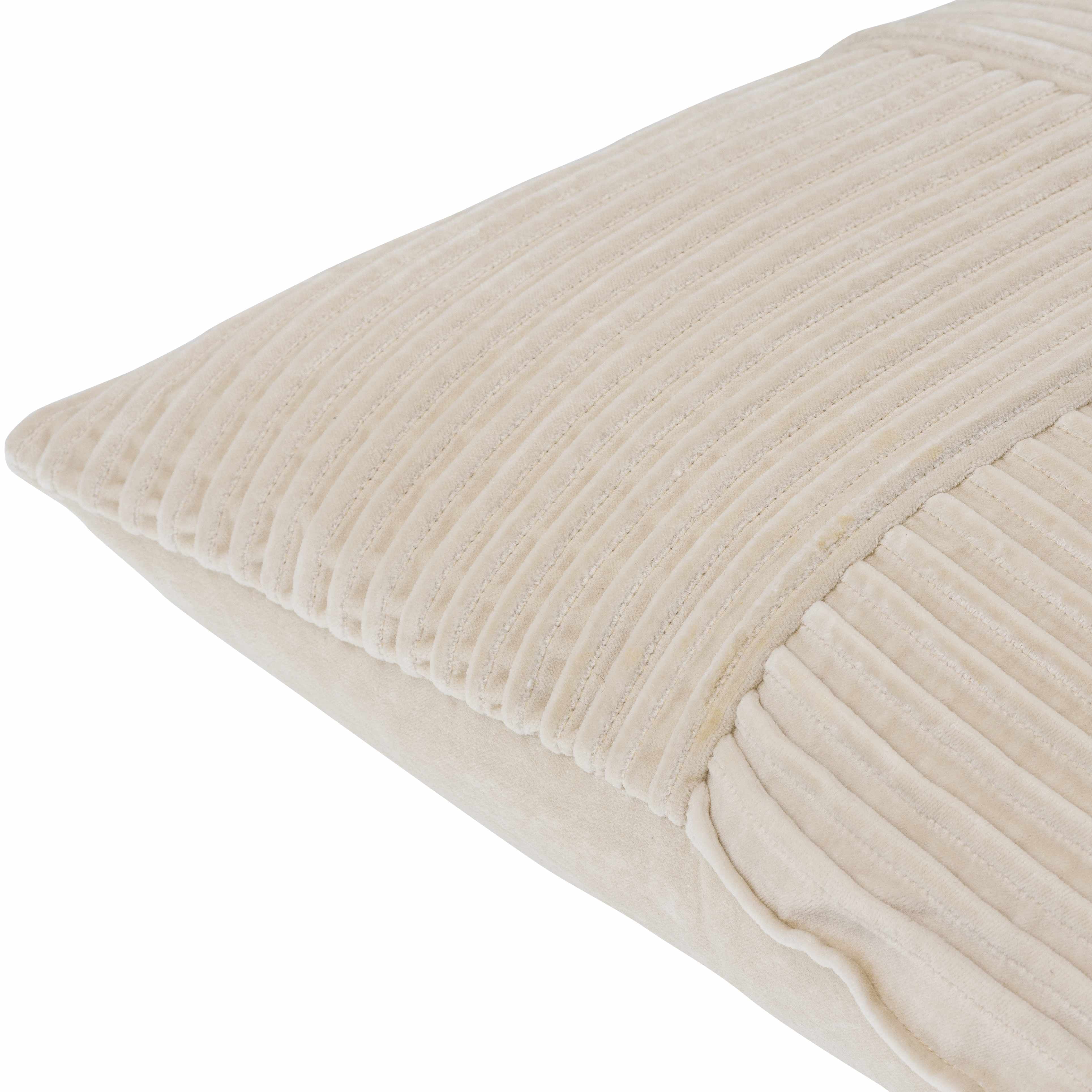 The Ranae Throw Pillow