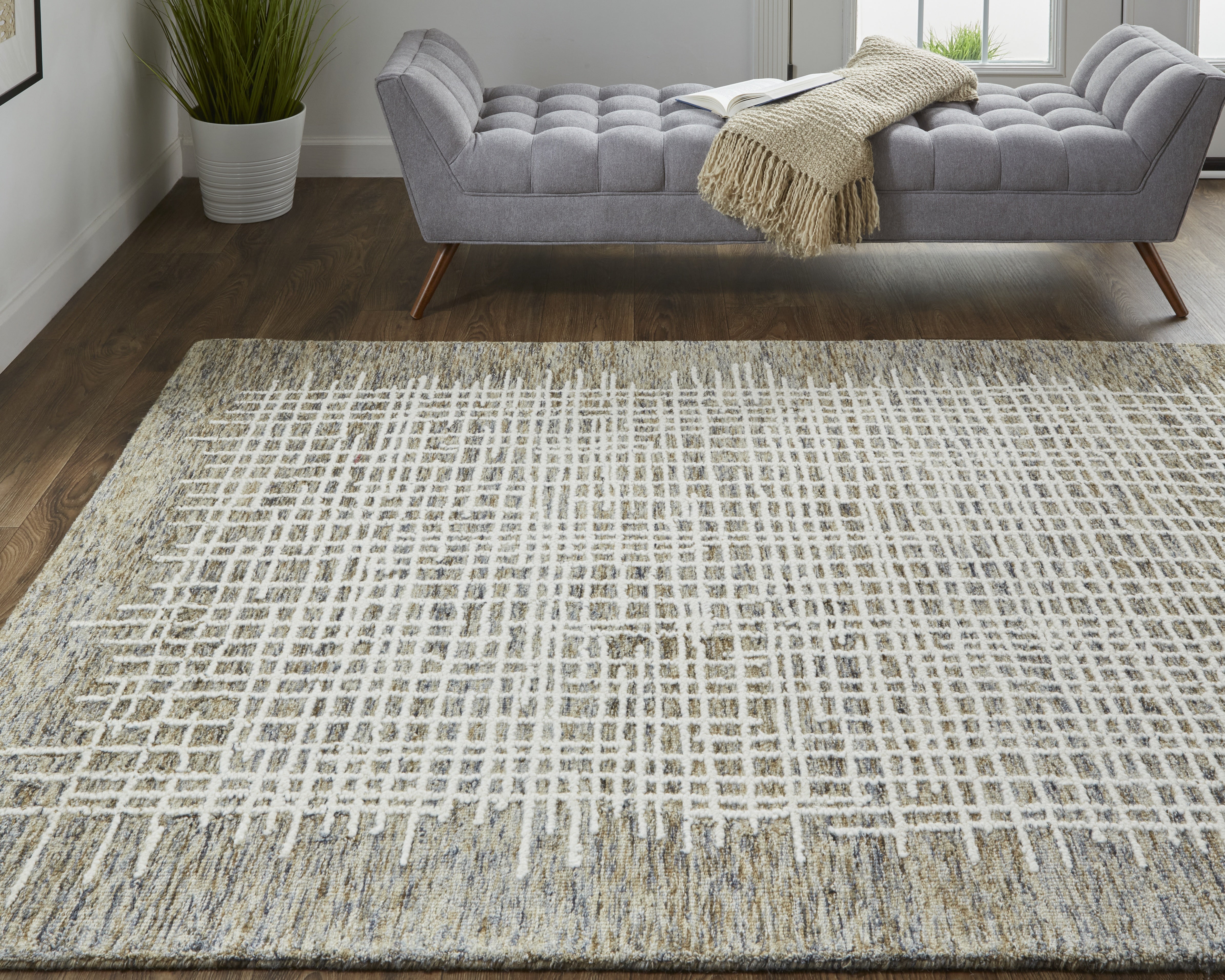 Maddox Transitional Abstract - Tan/Ivory Area Rug