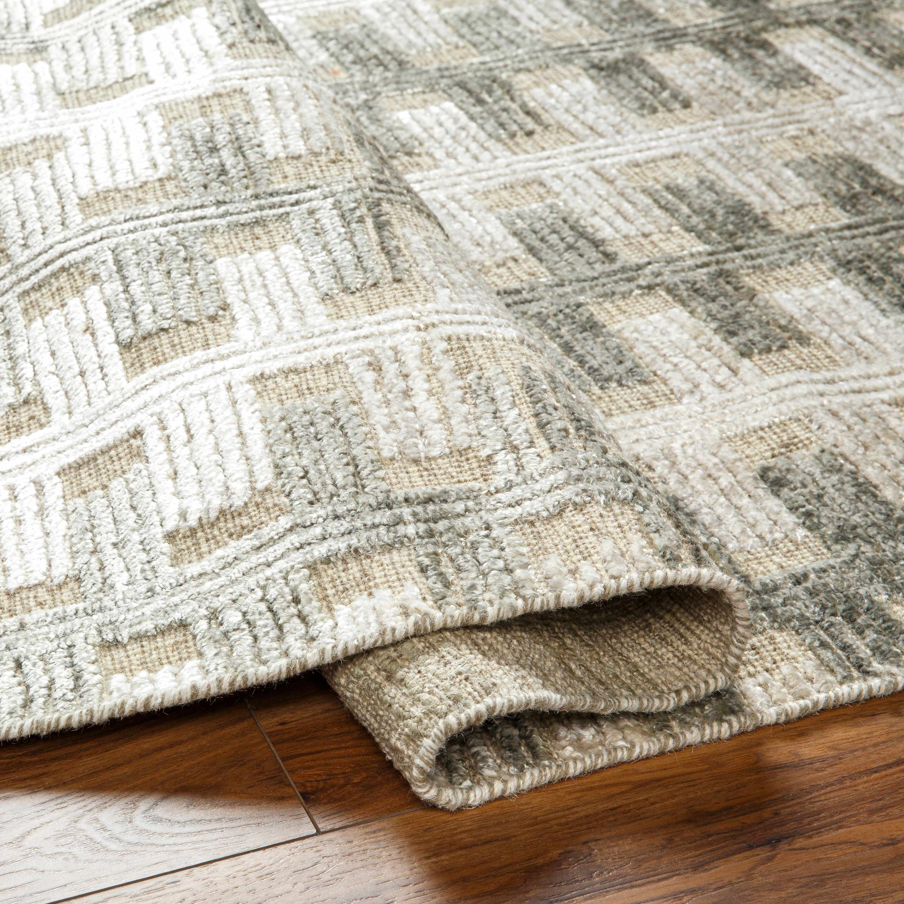 The Solaris Rug