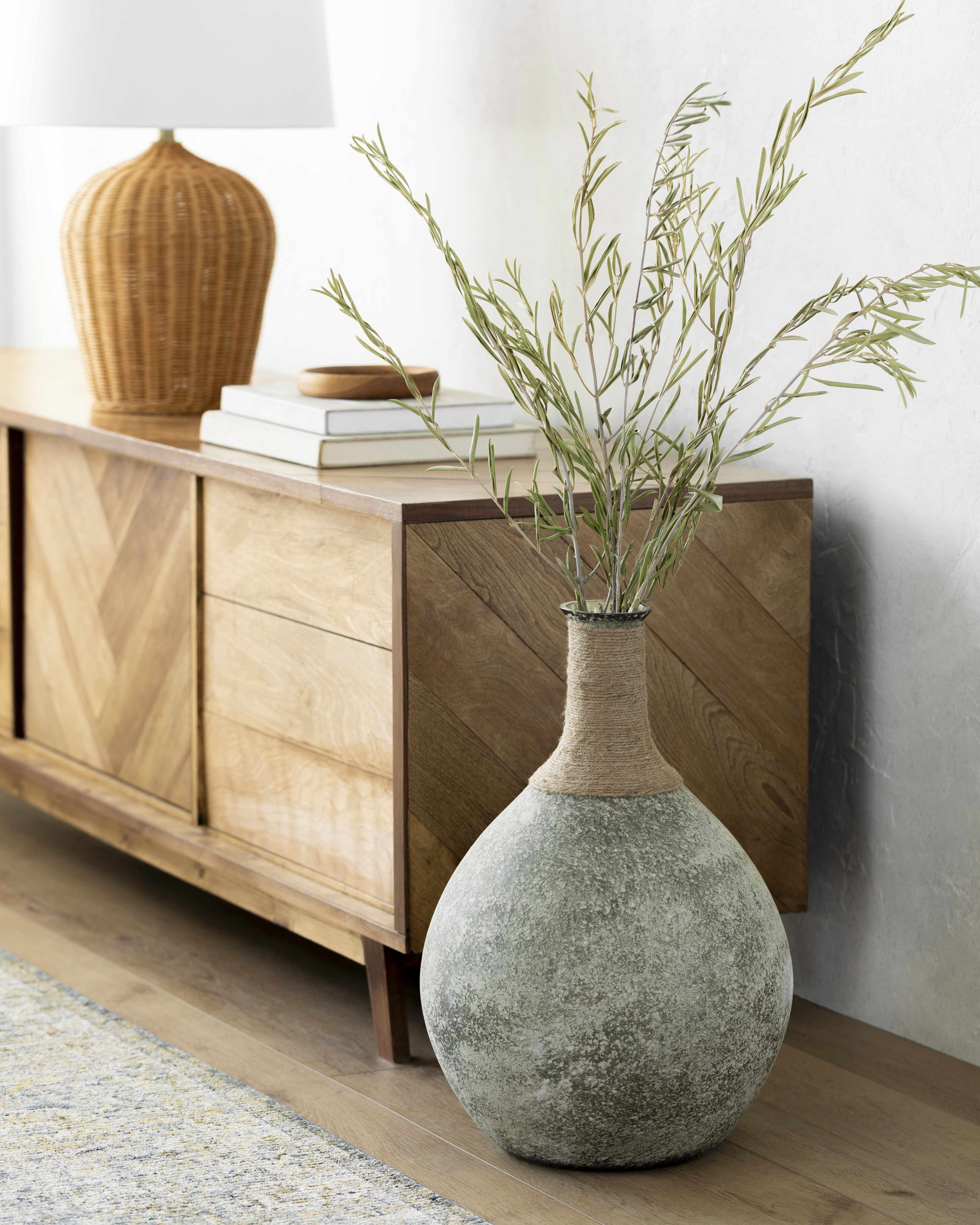 The Suki Vase