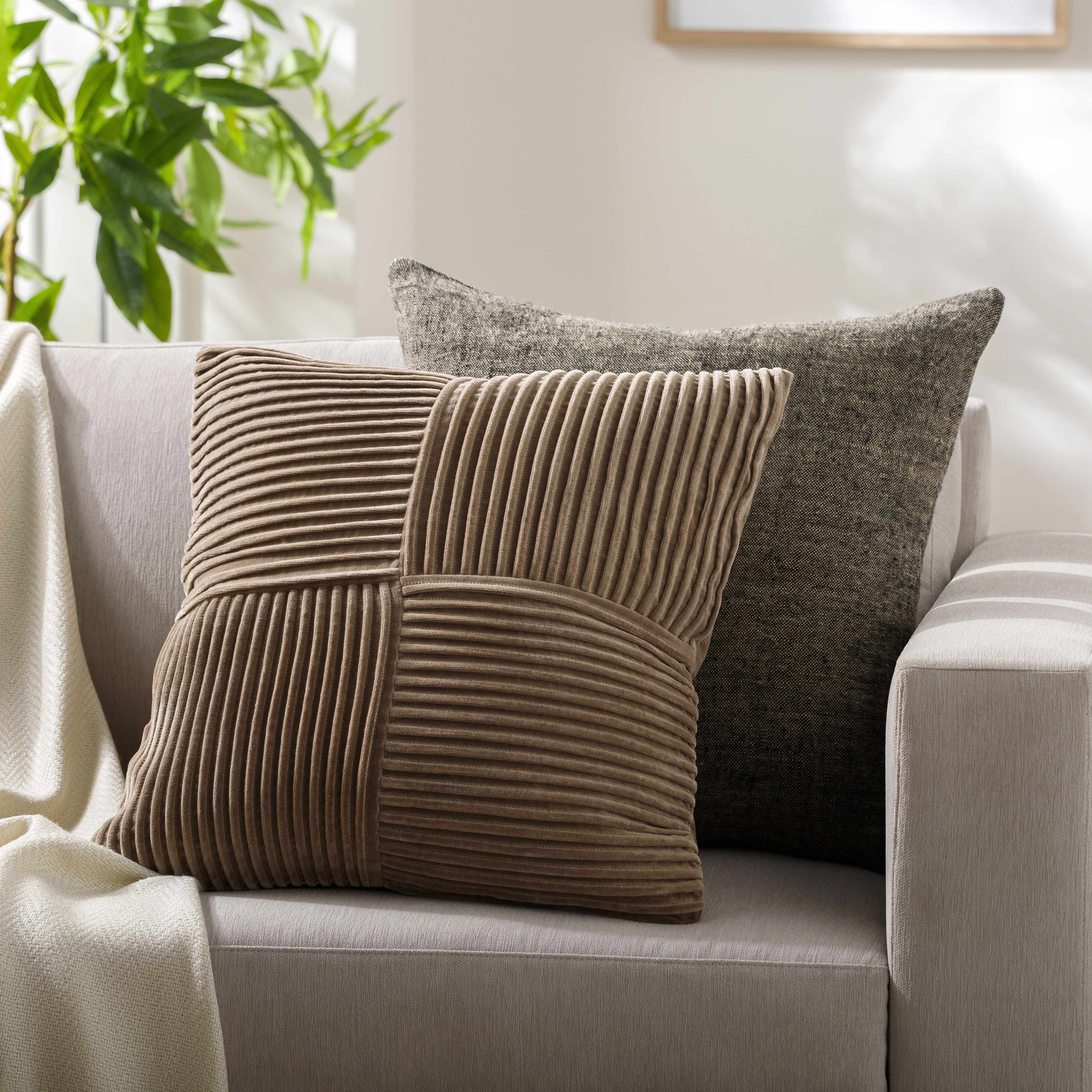 The Lysandre Throw Pillow