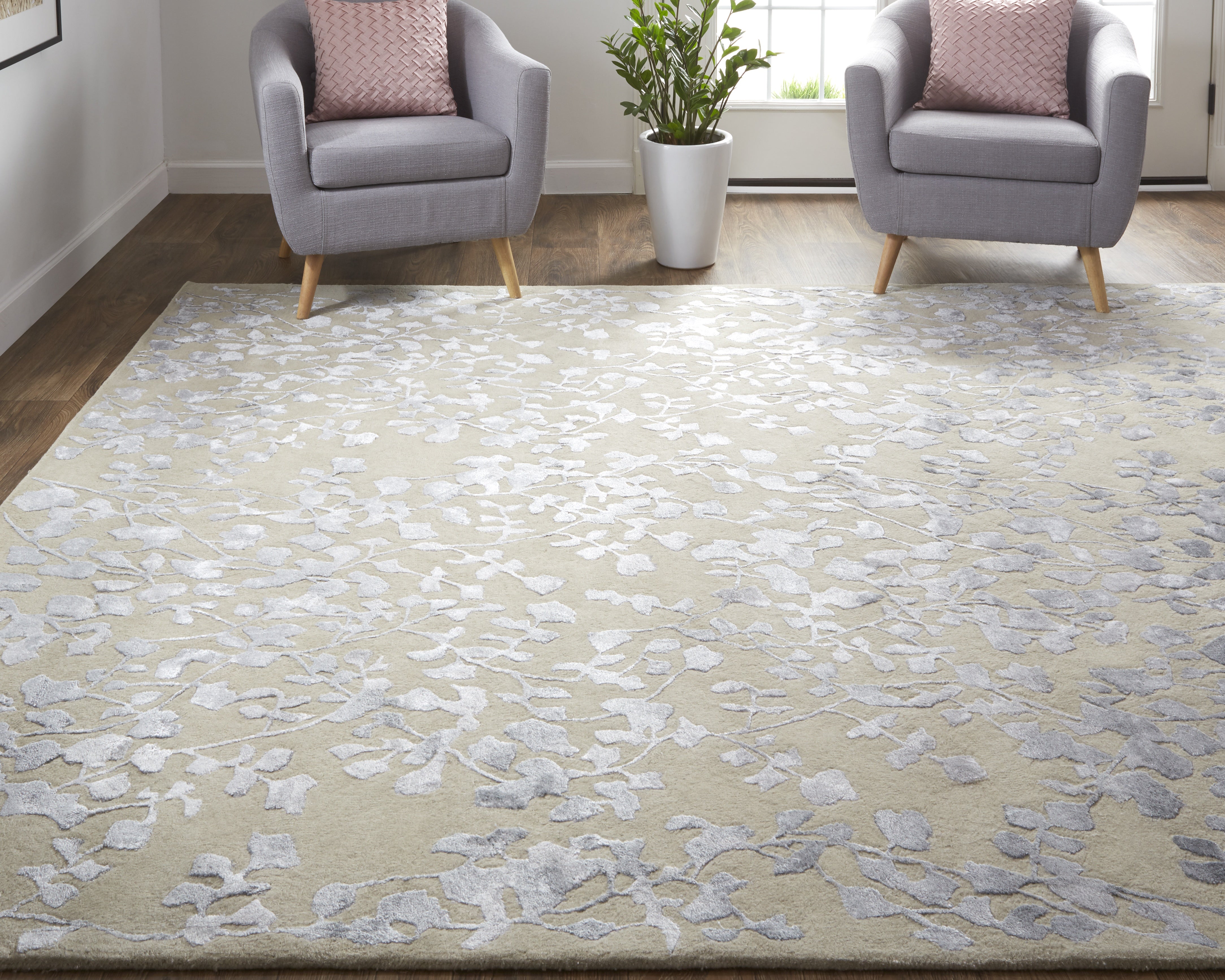 Bella Transitional Floral & Botanical - Tan/Silver/Gray