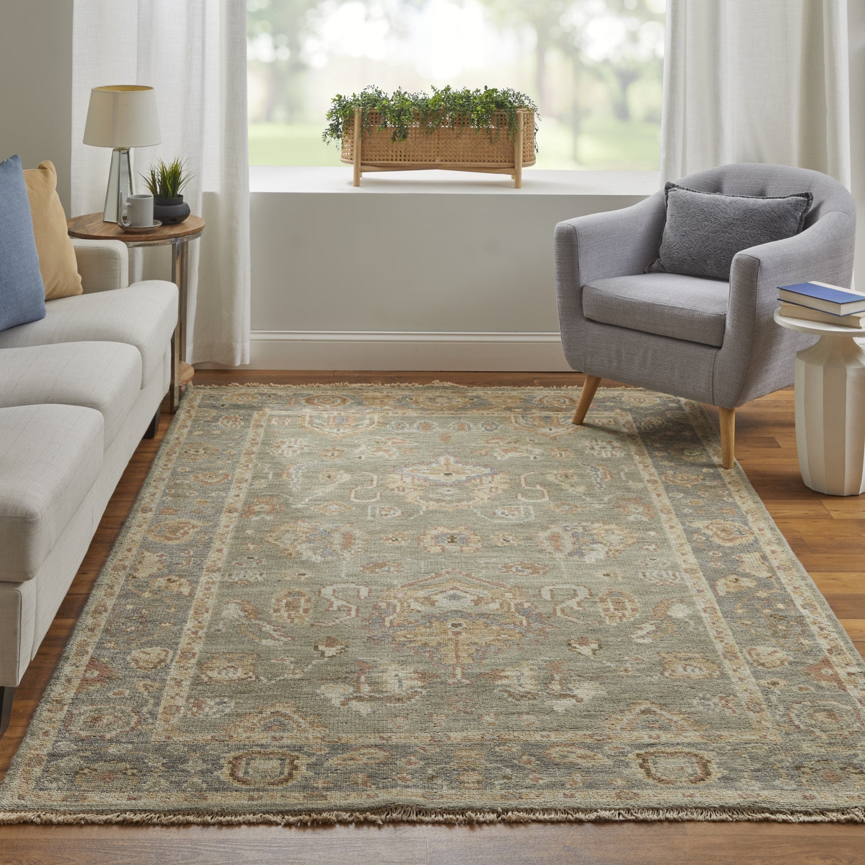 Carrington Traditional Oriental - Gray/Gold/Pink Area Rug