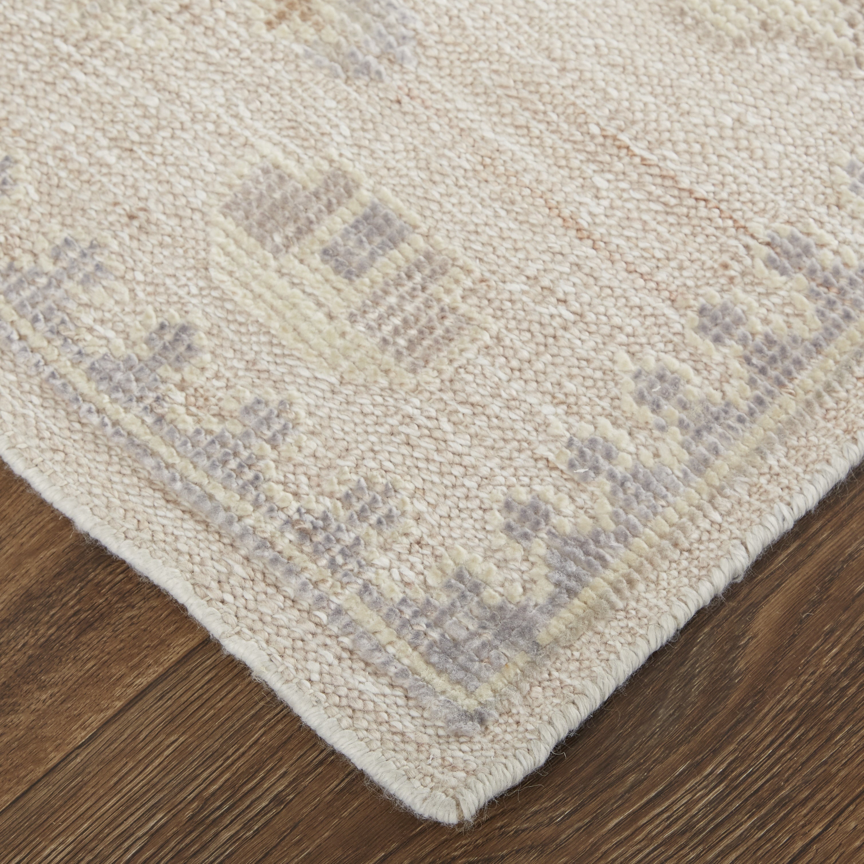 Wendover Transitional Oriental - Tan/Brown Area Rug