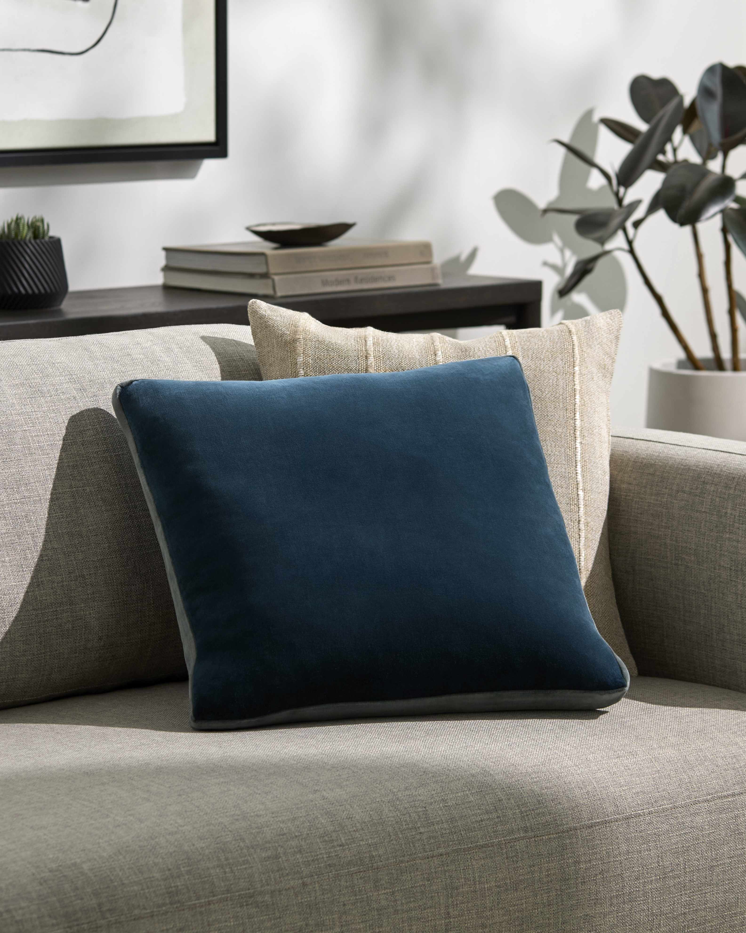 The Tamir Pillow