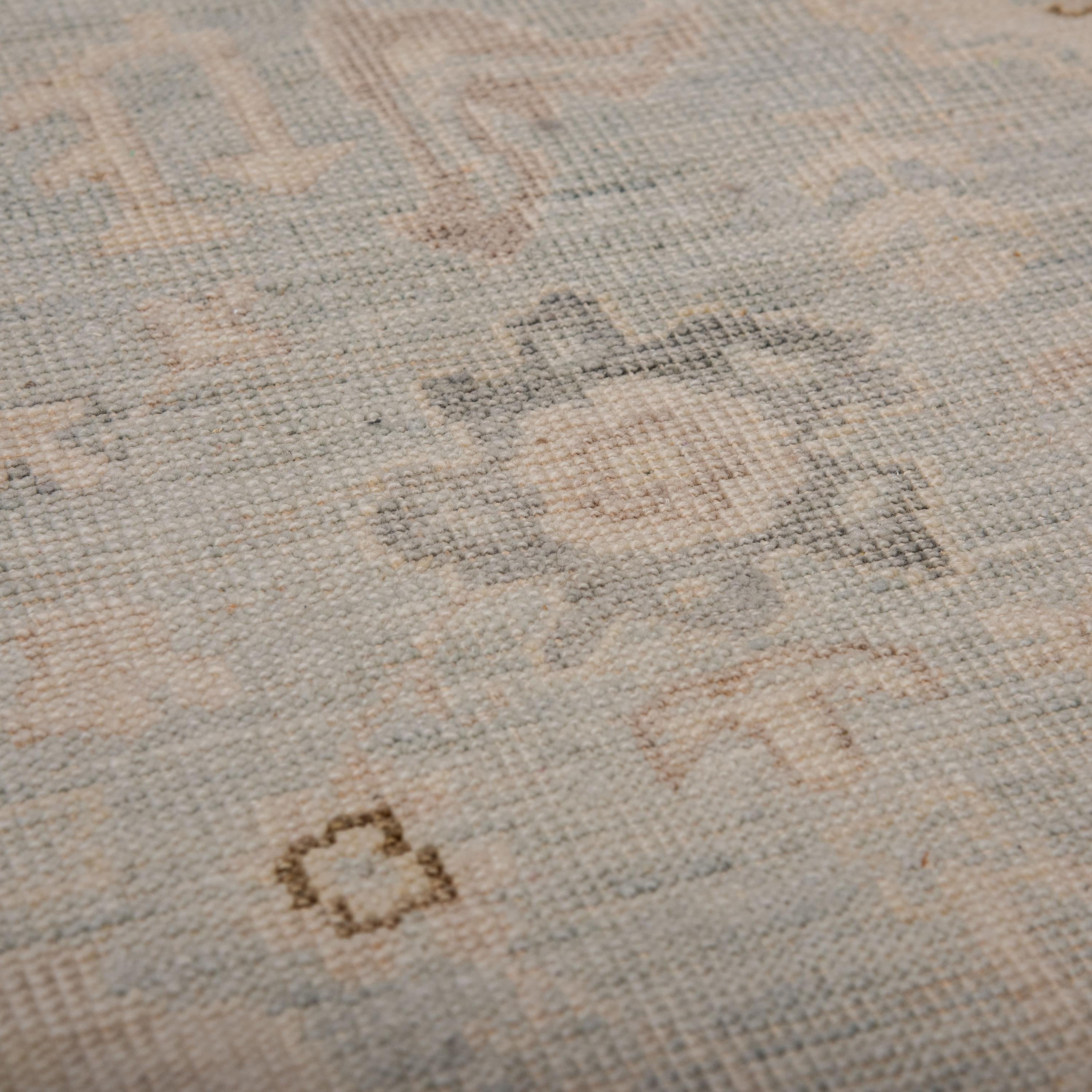 TUS710 Area Rug