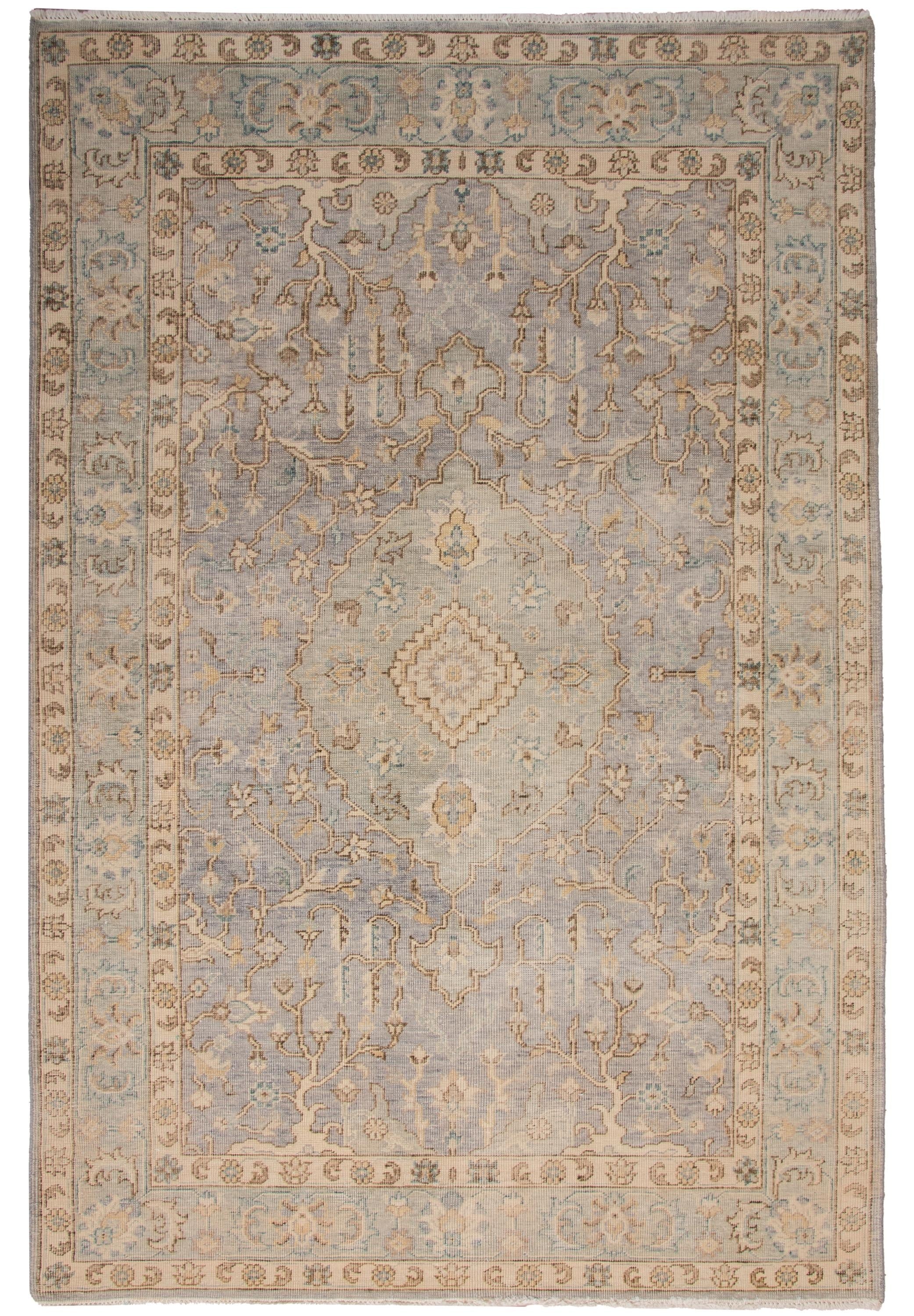 TUS712 Area Rug