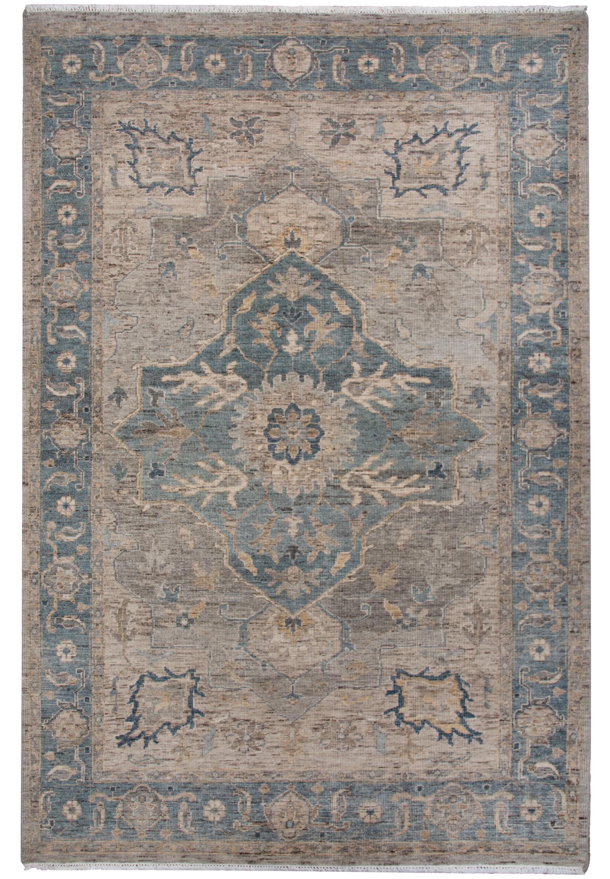 TUS717 Area Rug