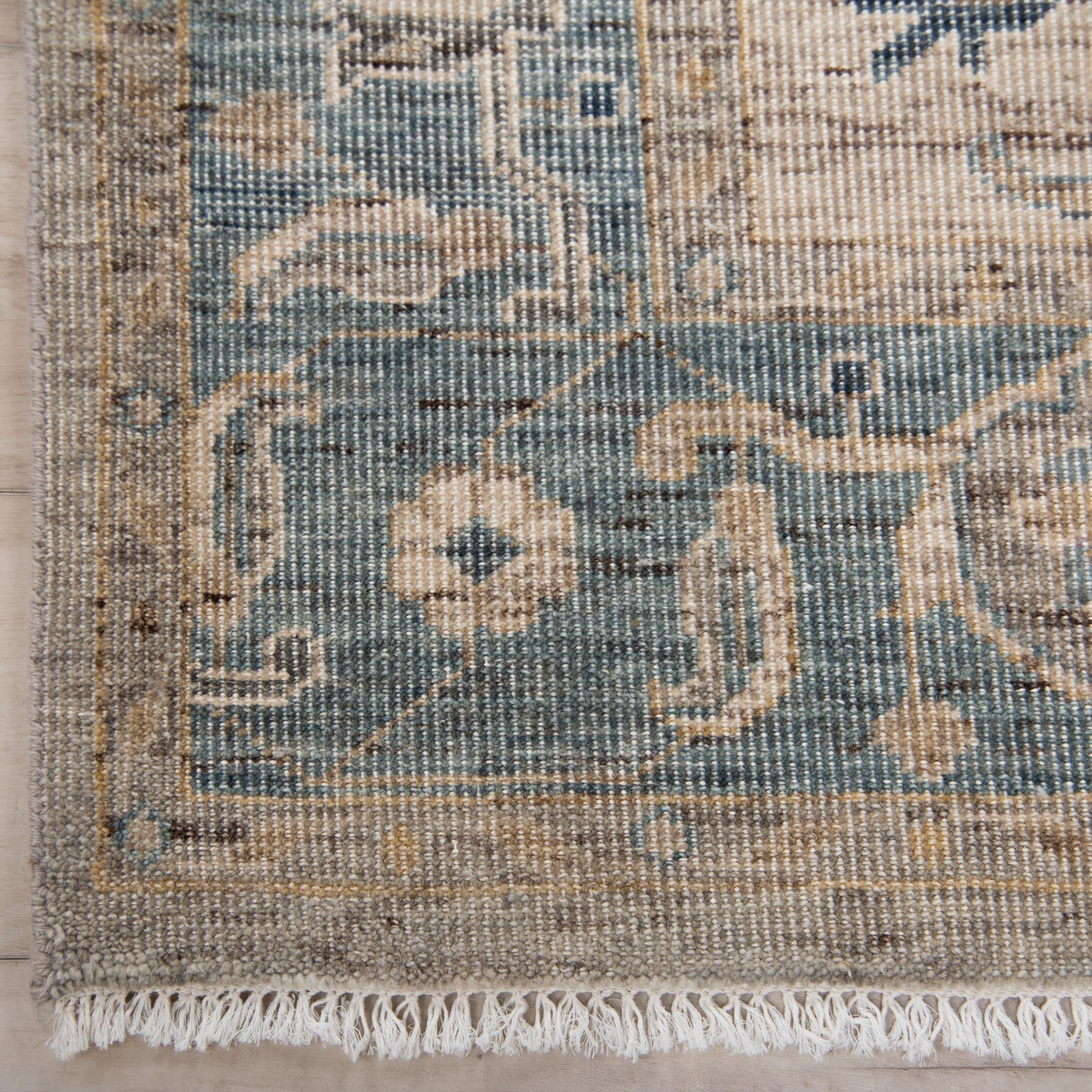 TUS717 Area Rug
