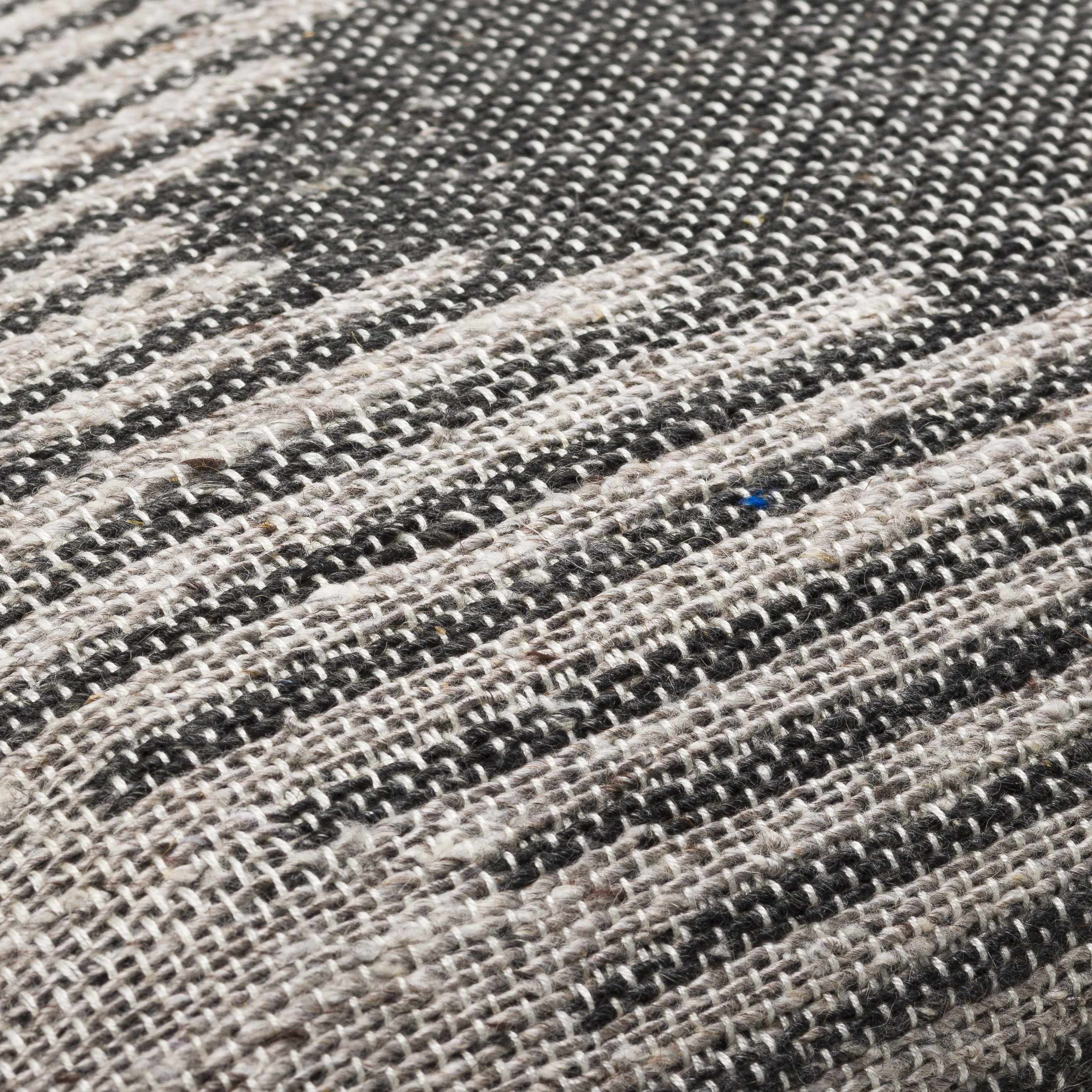 The Harcourt Pillow