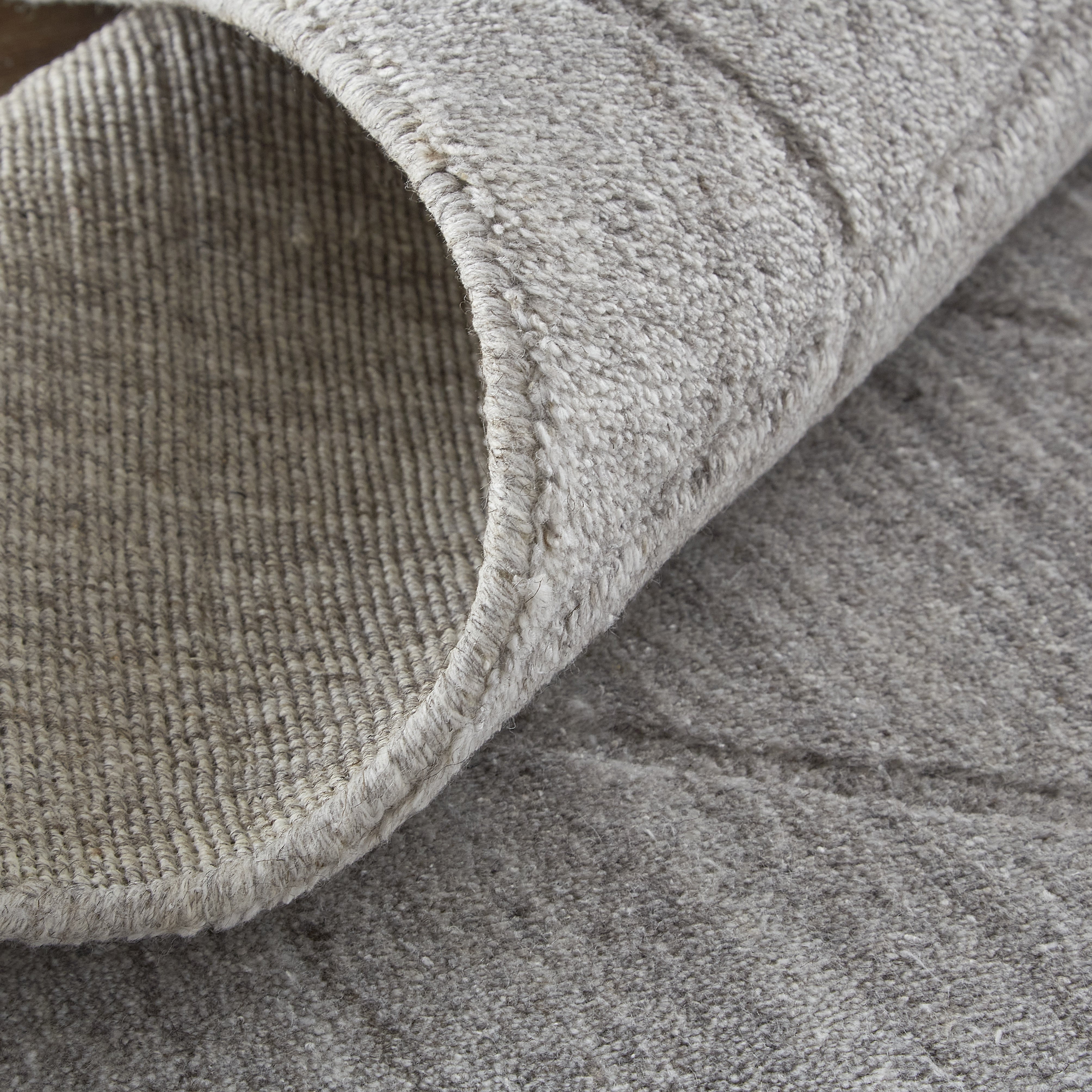 Redford Transitional Solid - Ivory/Silver Area Rug