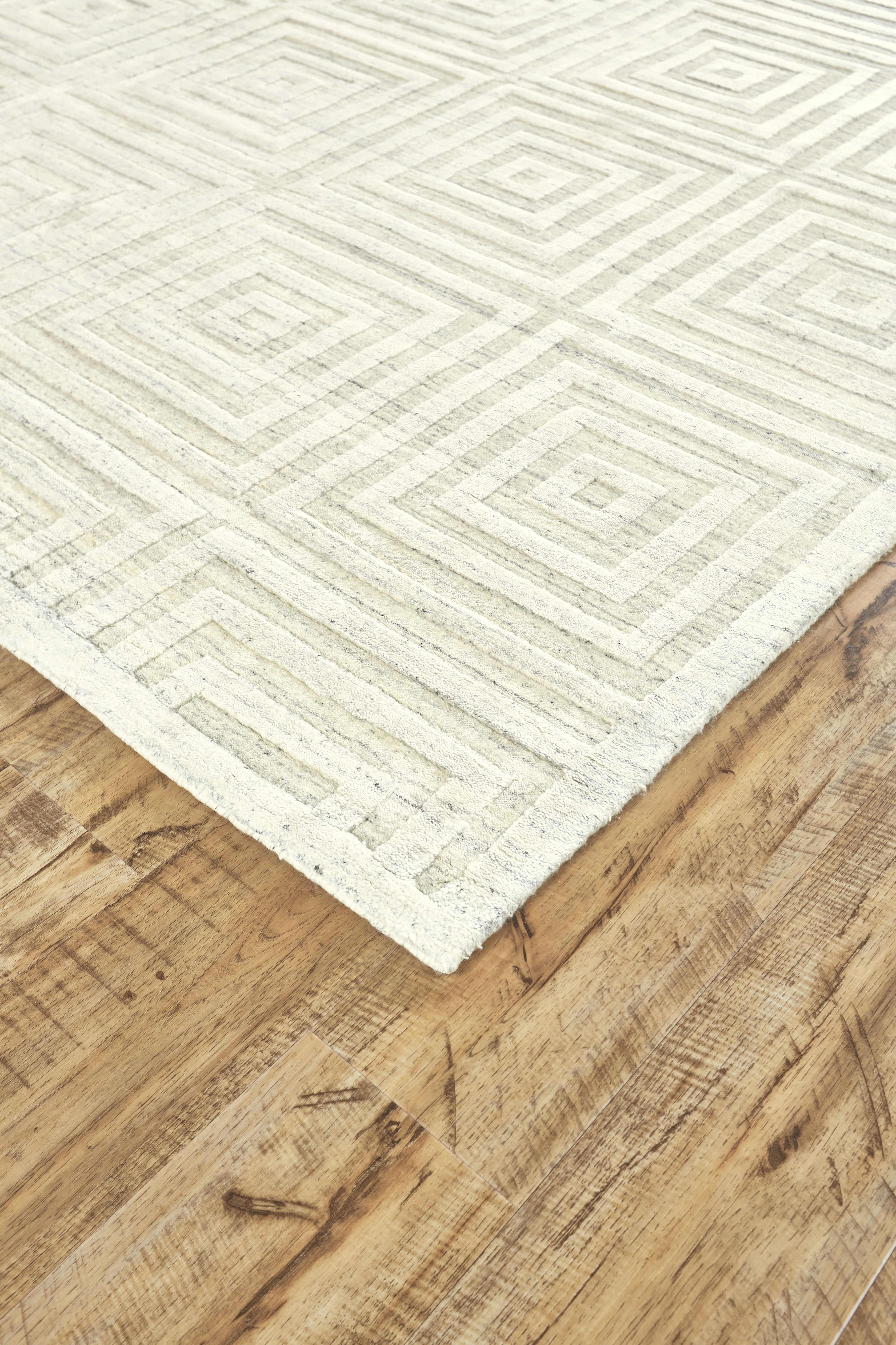Gramercy Modern Geometric - Ivory