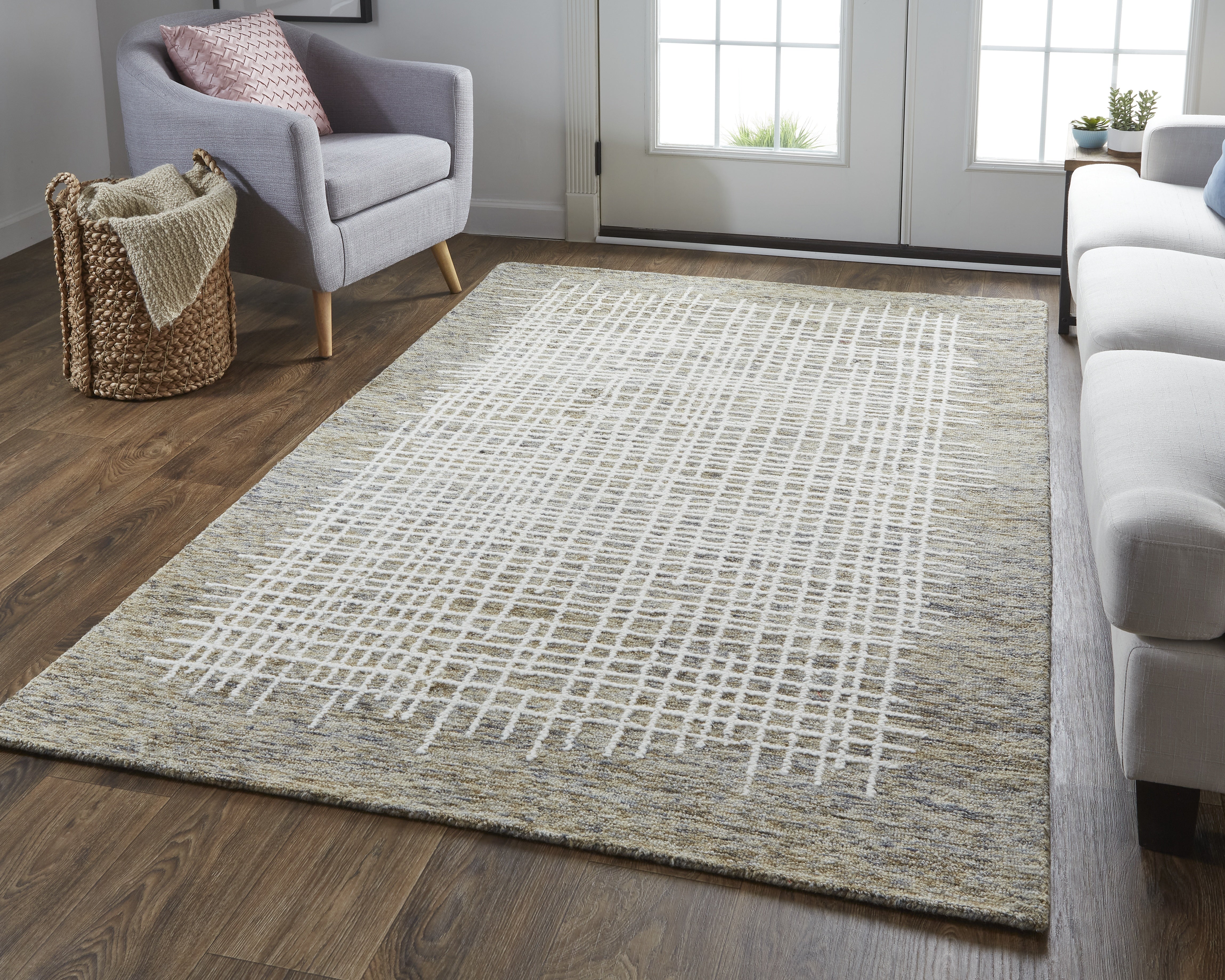 Maddox Transitional Abstract - Tan/Ivory Area Rug