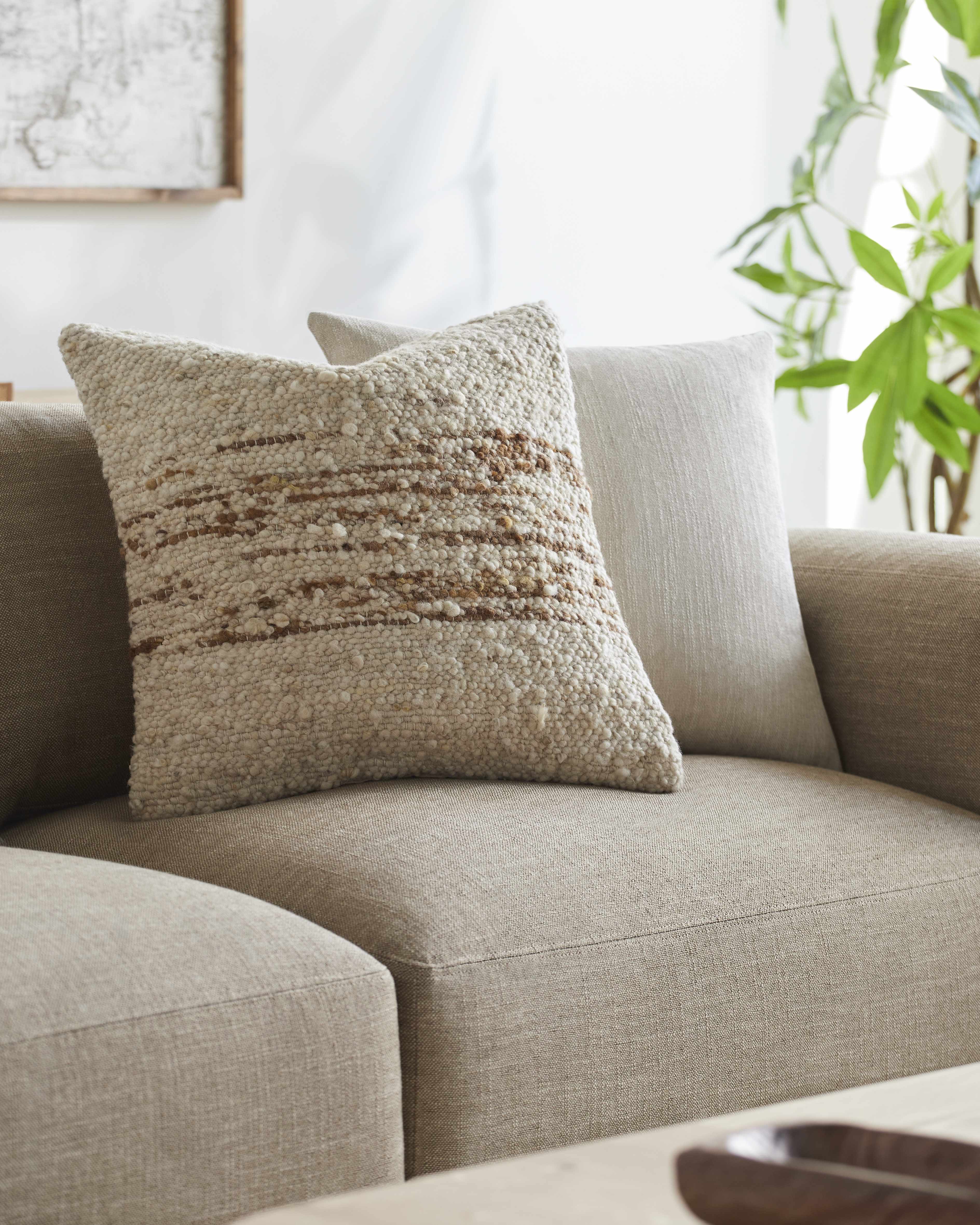 The Zaire Pillow