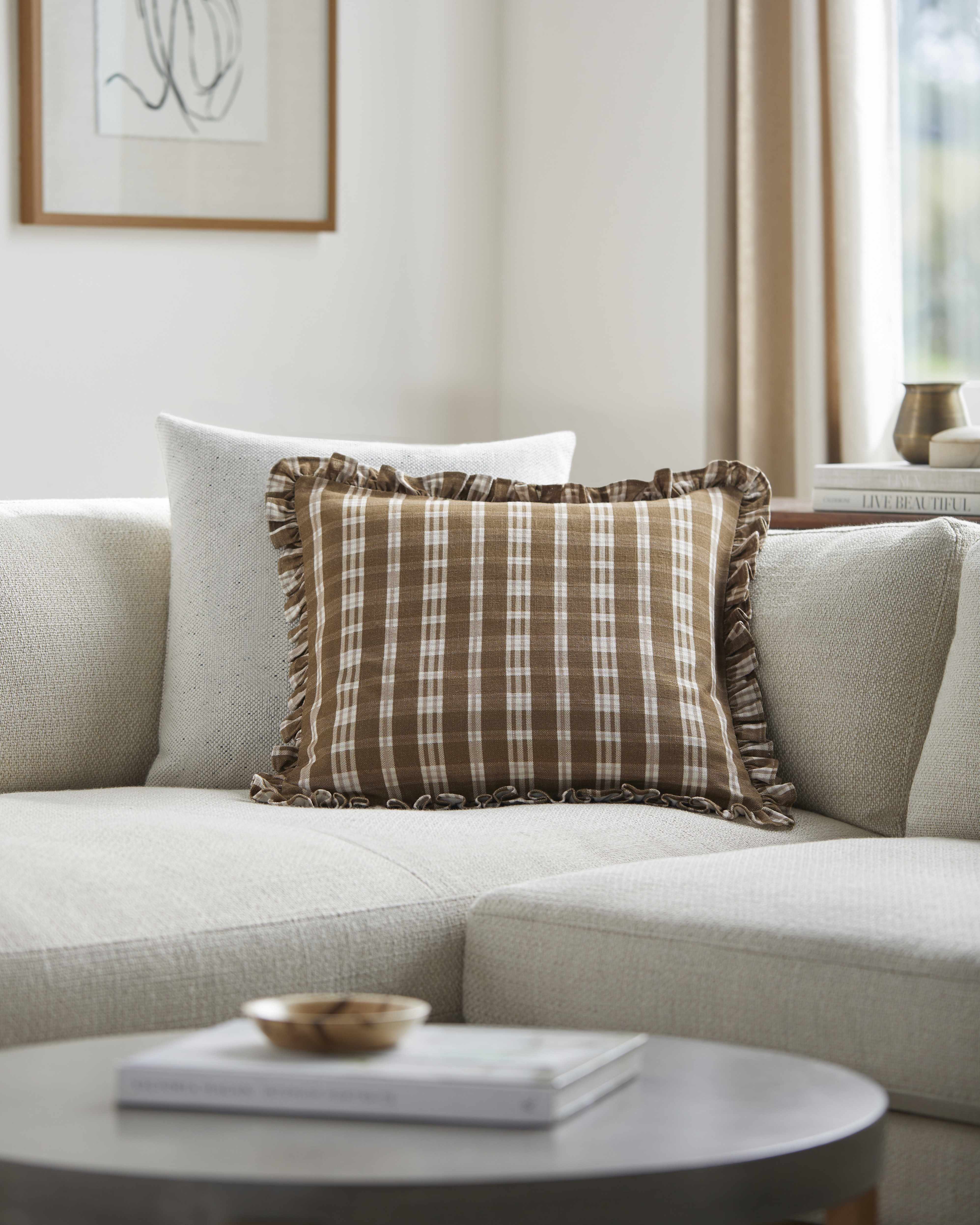 The Iara Pillow
