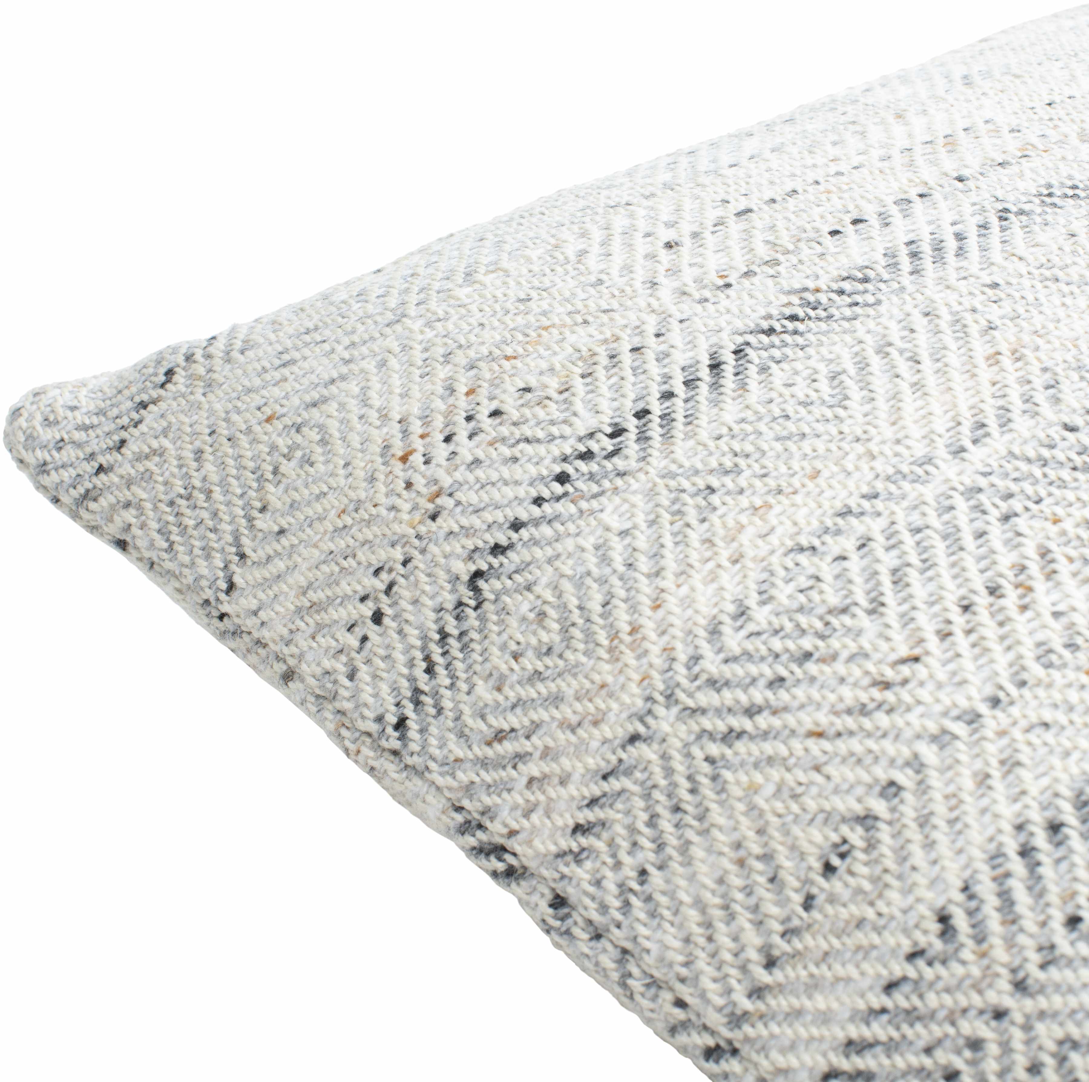 The Monroe Pillow