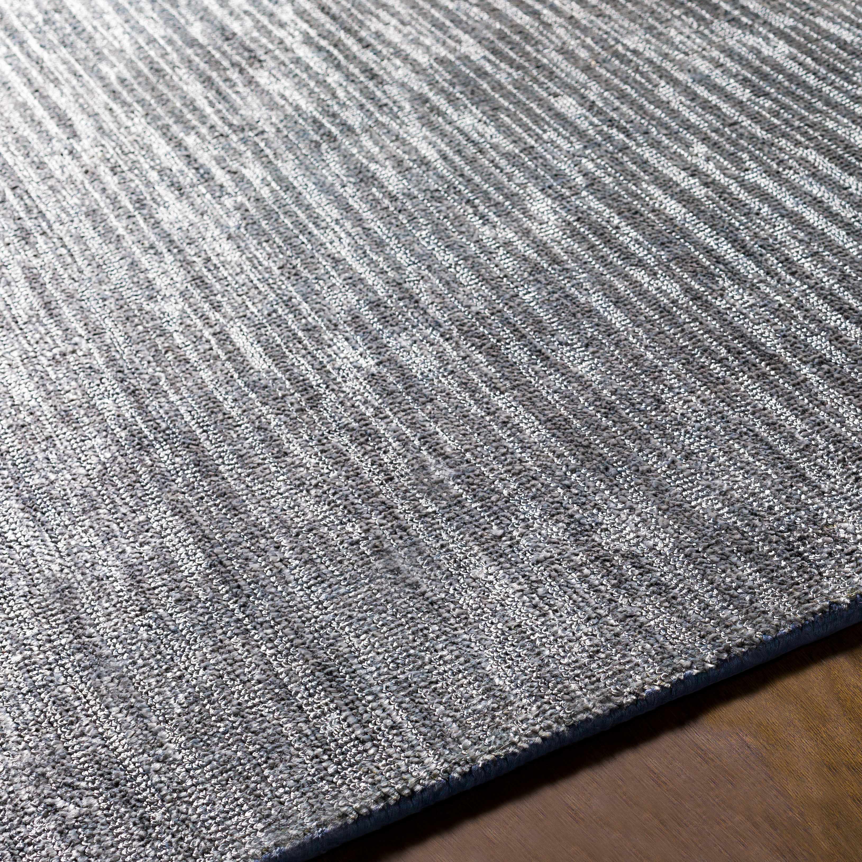 Cozy Chic Gray Viscose Hand Loomed Area Rug