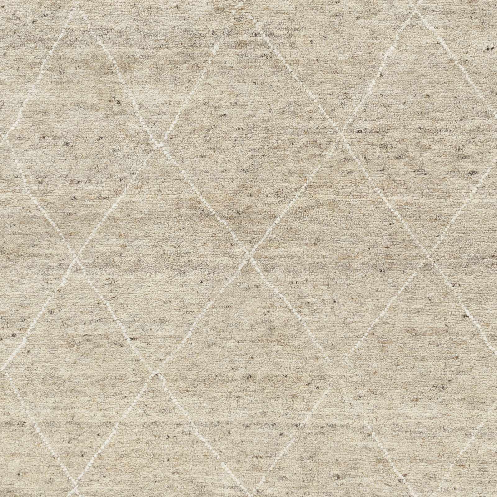 Elegant Diamond Beige Wool Hand-Knotted Area Rug